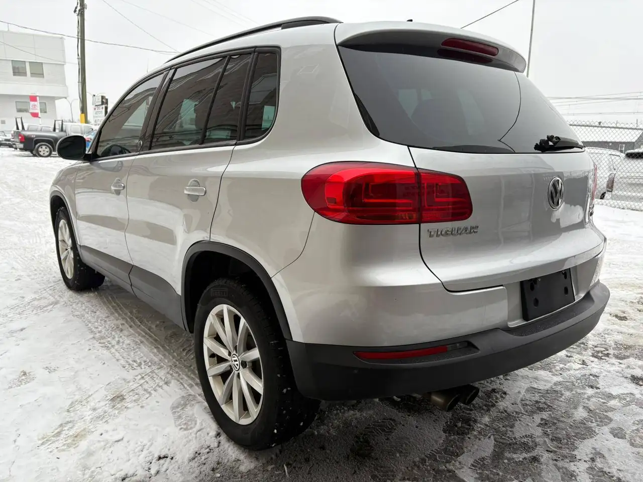 Volkswagen Tiguan снимка Volkswagen Tiguan
