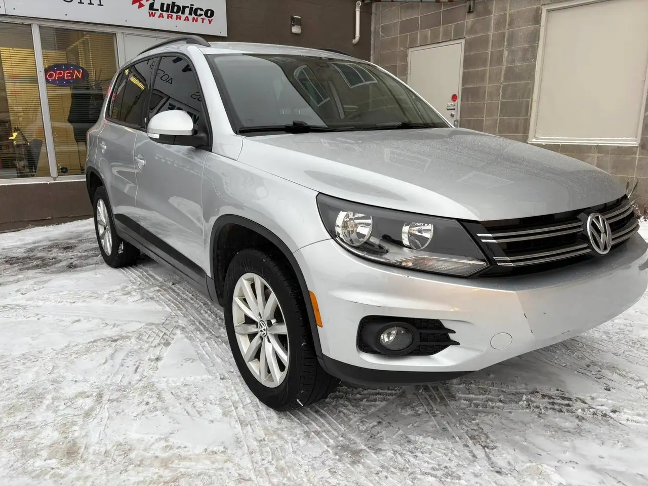 Volkswagen Tiguan снимка Volkswagen Tiguan