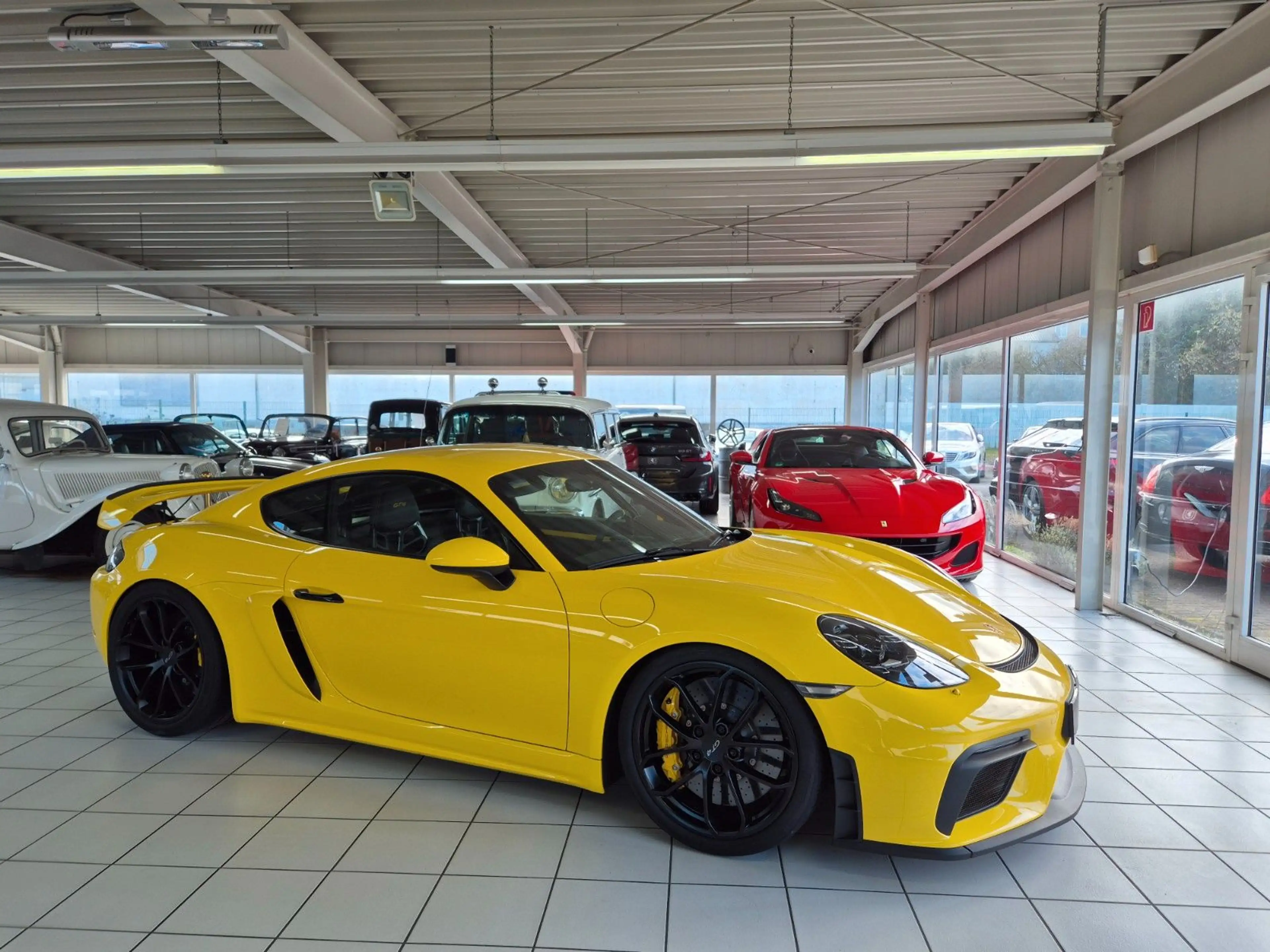 Porsche Cayman GT4 Clubsport/PCCB/Manthey Kit/Approved — photo 5