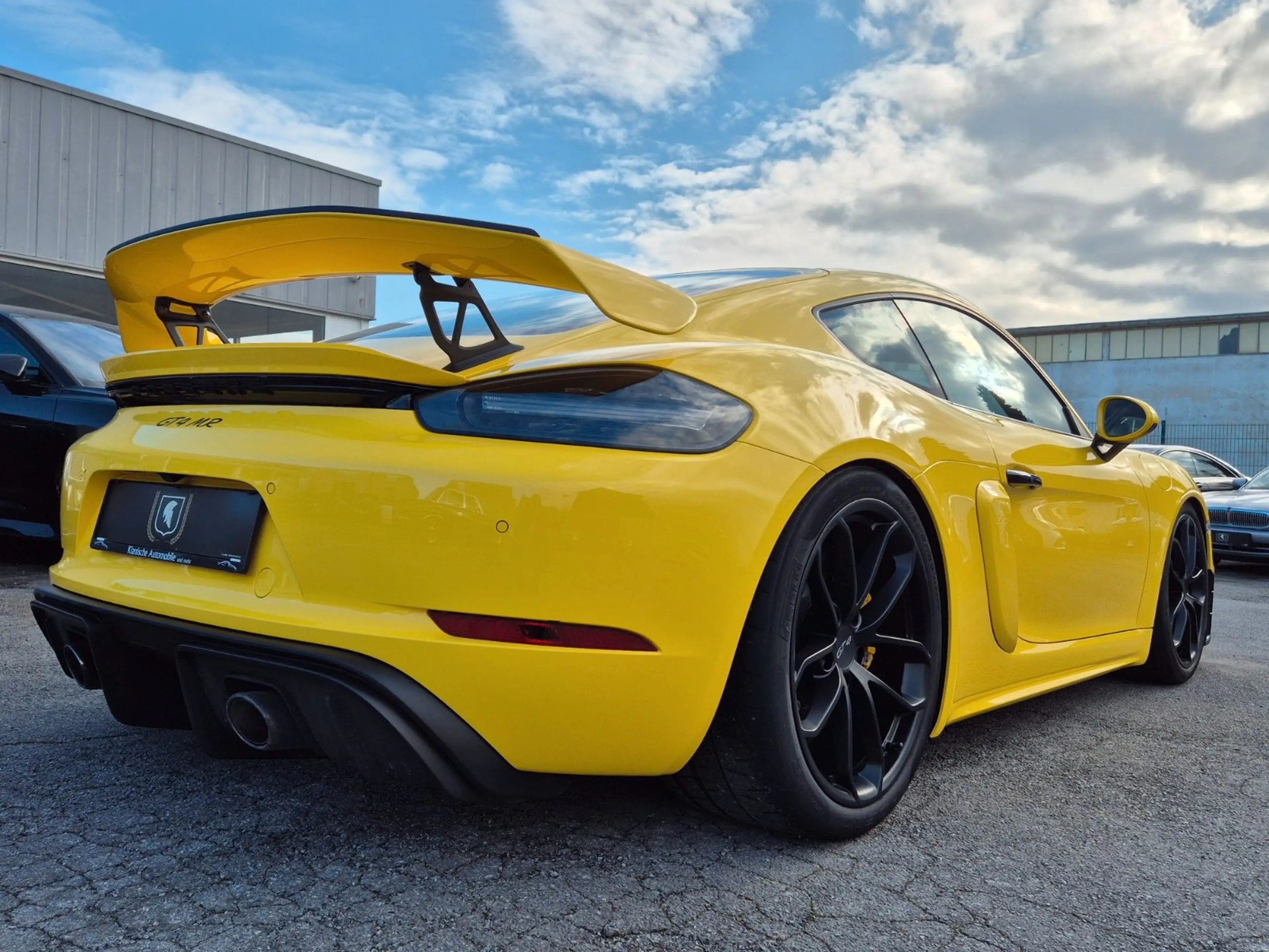 Porsche Cayman GT4 Clubsport/PCCB/Manthey Kit/Approved — photo 11