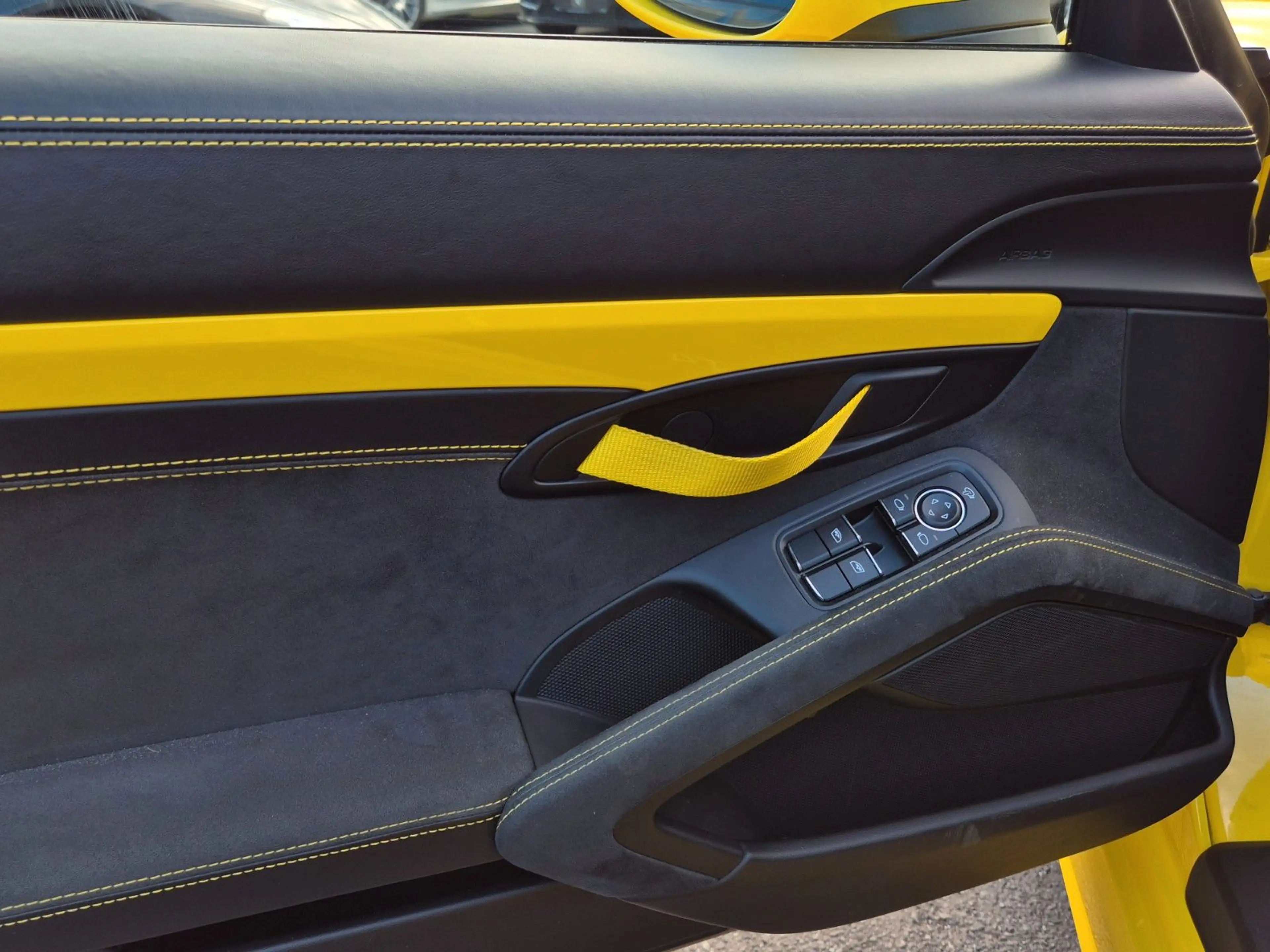Porsche Cayman GT4 Clubsport/PCCB/Manthey Kit/Approved — photo 14