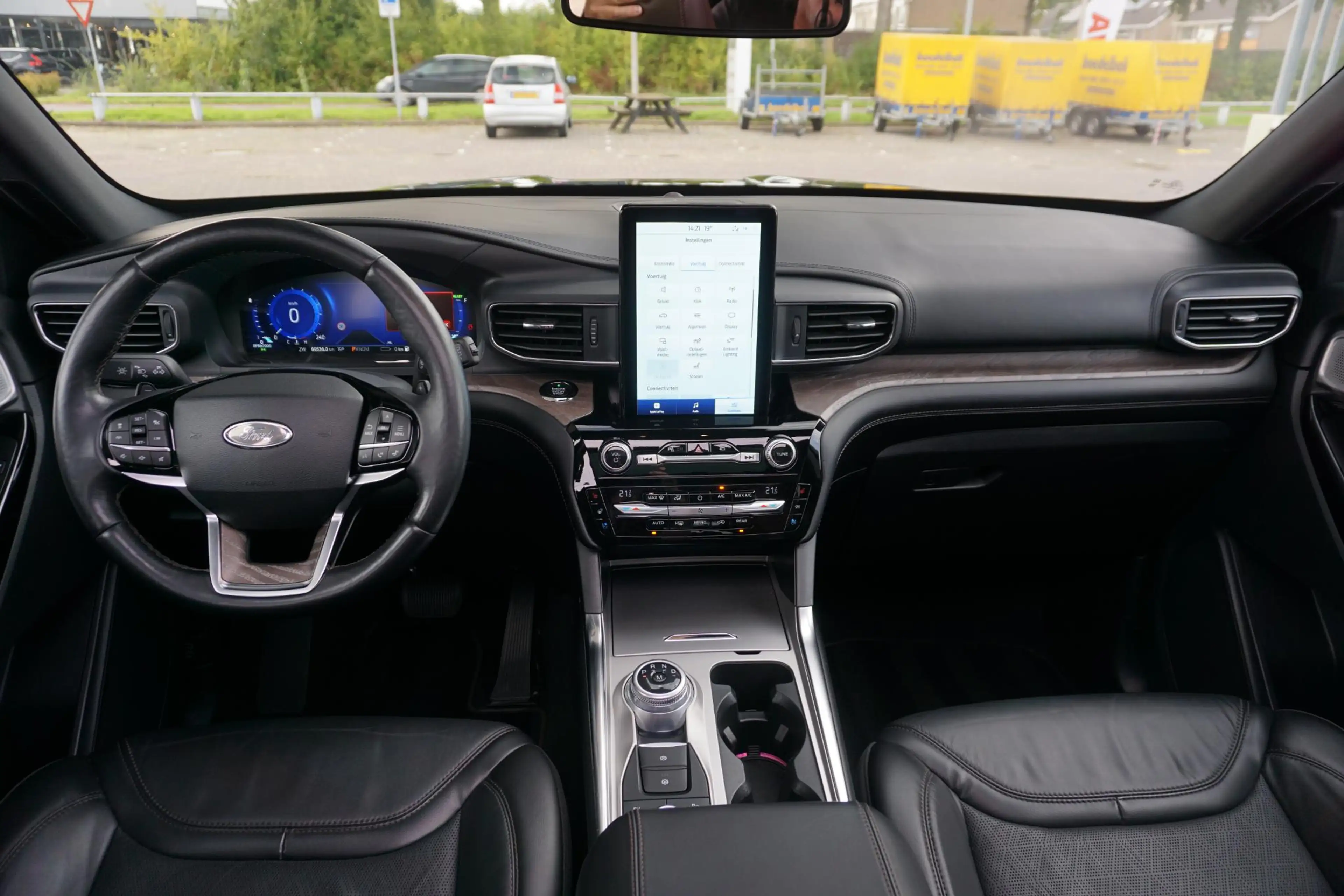 Ford Explorer 3.0 V6 EcoBoost PHEV platinum — photo 10