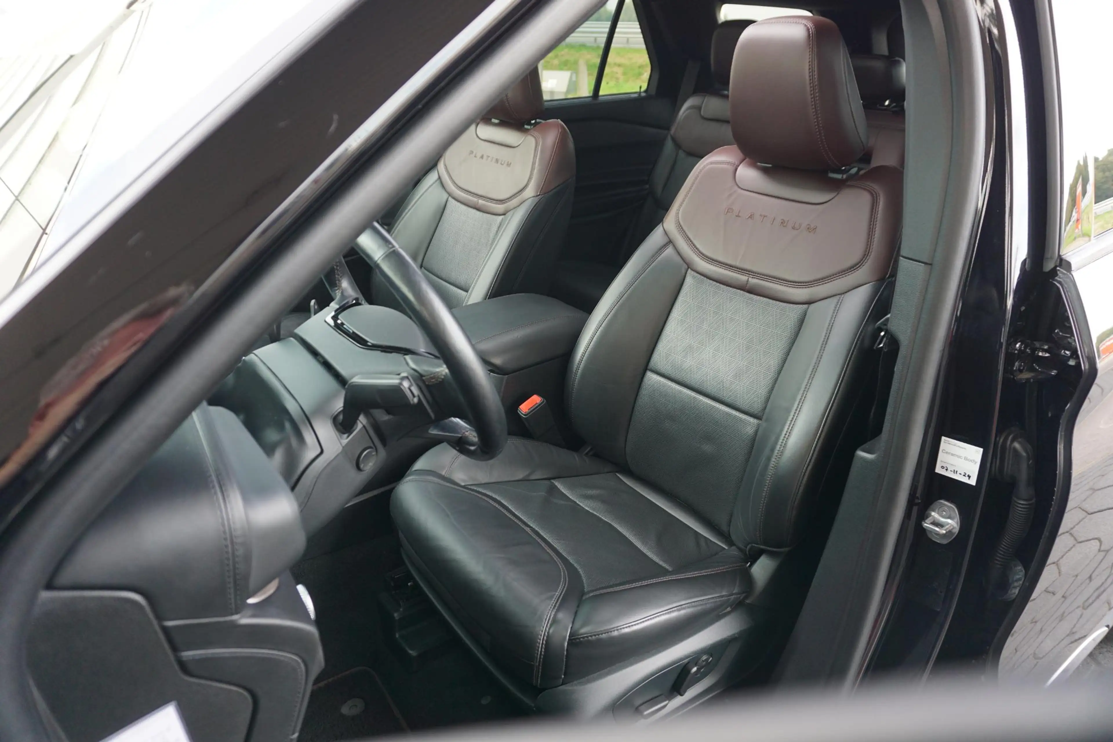 Ford Explorer 3.0 V6 EcoBoost PHEV platinum — photo 5