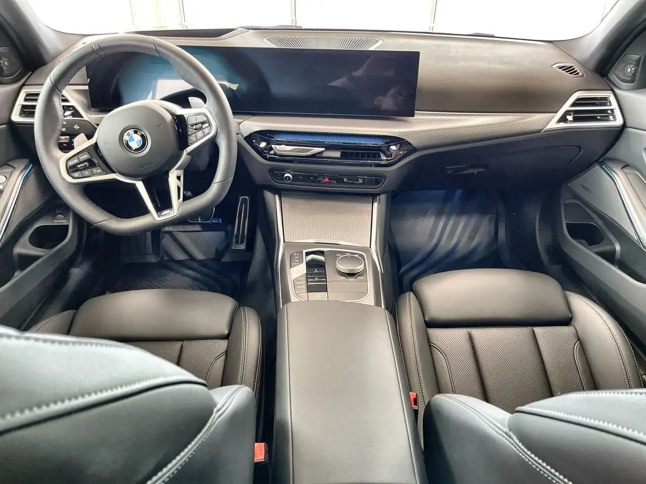 BMW 3 Series photo BMW 3 Series