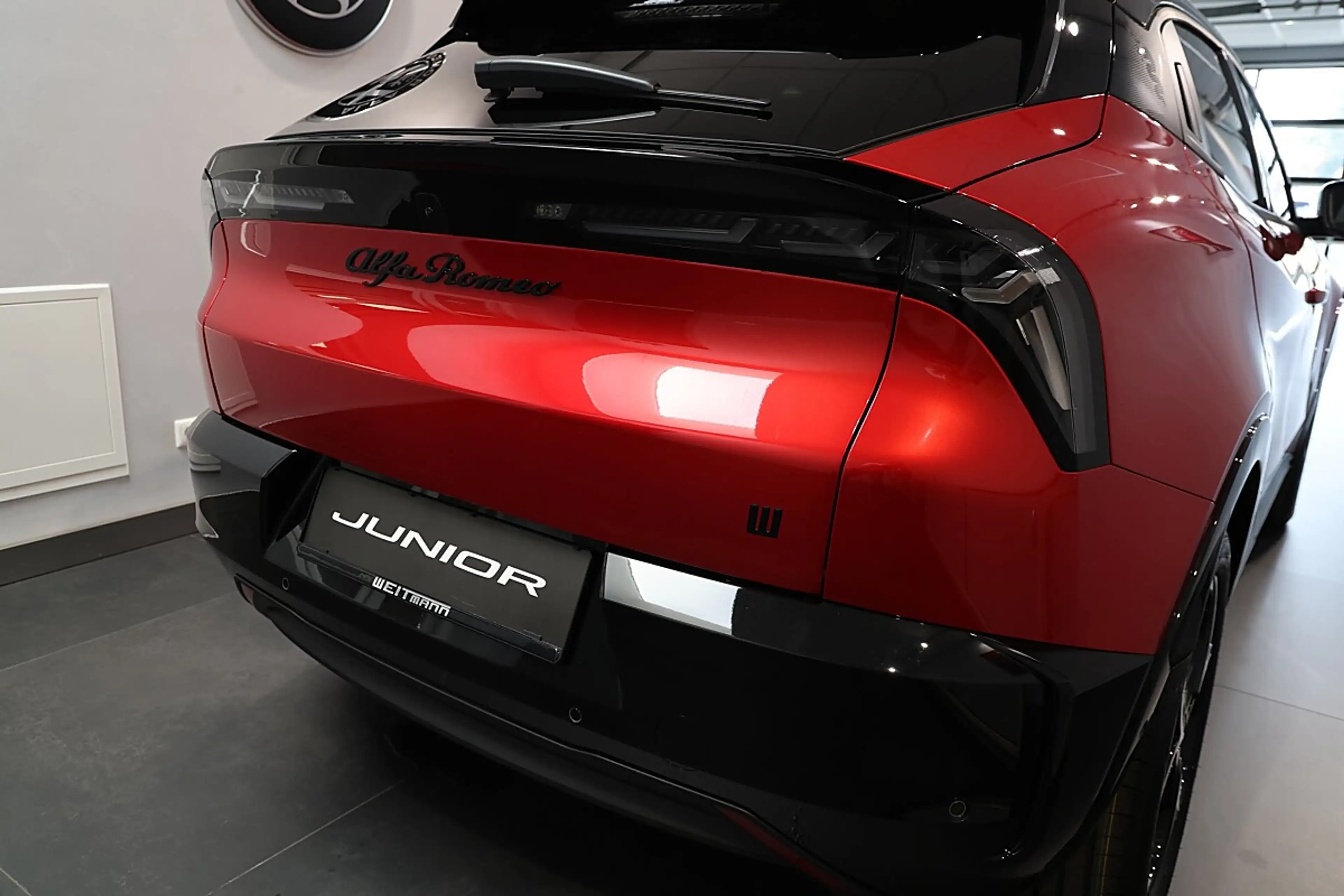 Alfa Romeo Junior Elettrica Batterie 54kWh Speciale — photo 8