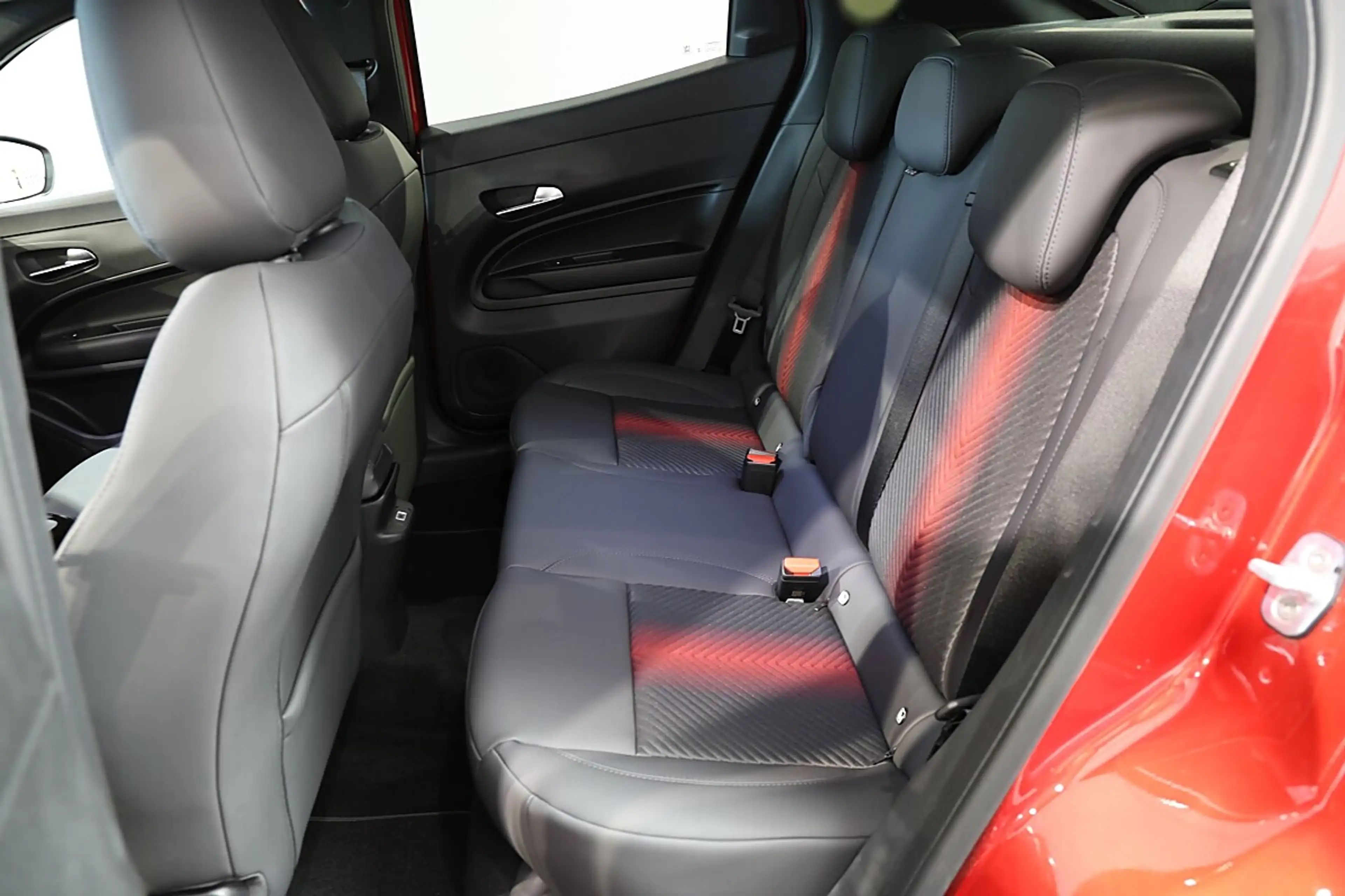 Alfa Romeo Junior Elettrica Batterie 54kWh Speciale — photo 11