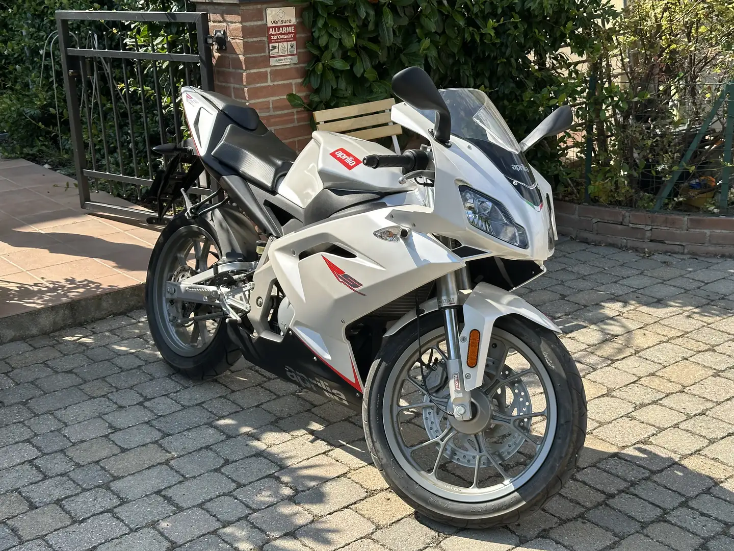 Aprilia RS 50 Blanco - 1