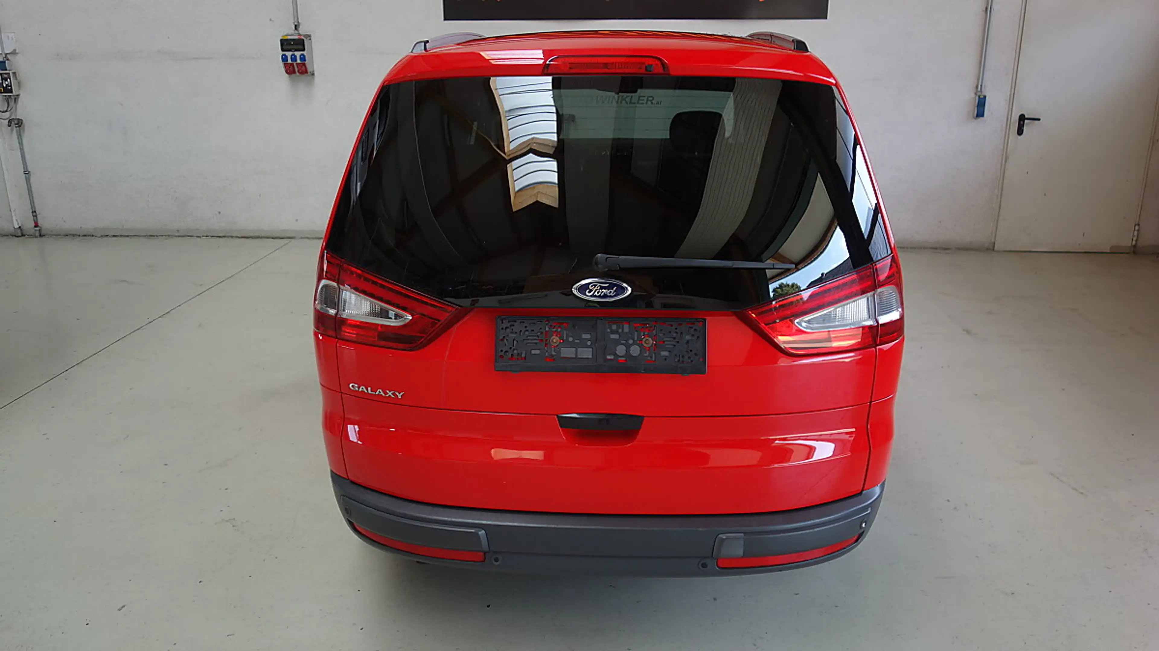 Ford Galaxy Trend 1,6 TDCi DPF Privatverkauf 06763300570 — photo 6
