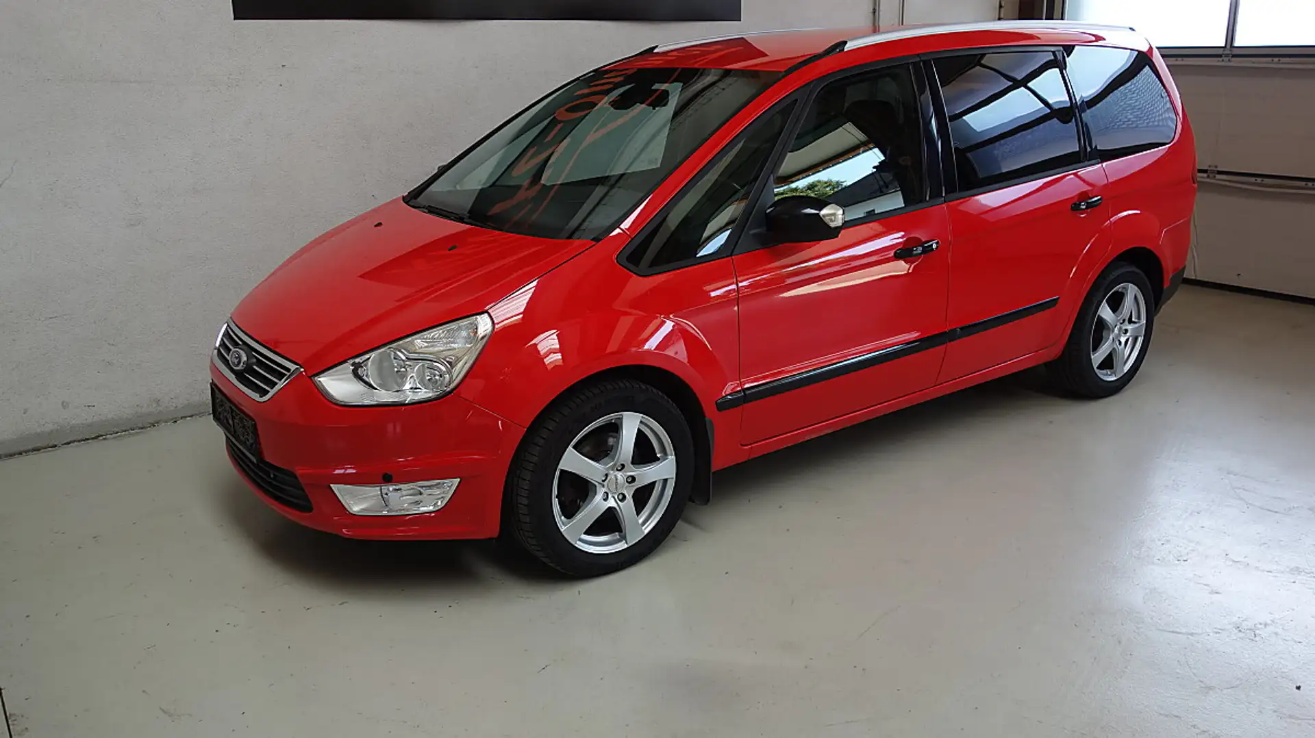 Ford Galaxy Trend 1,6 TDCi DPF Privatverkauf 06763300570 Rot - 2