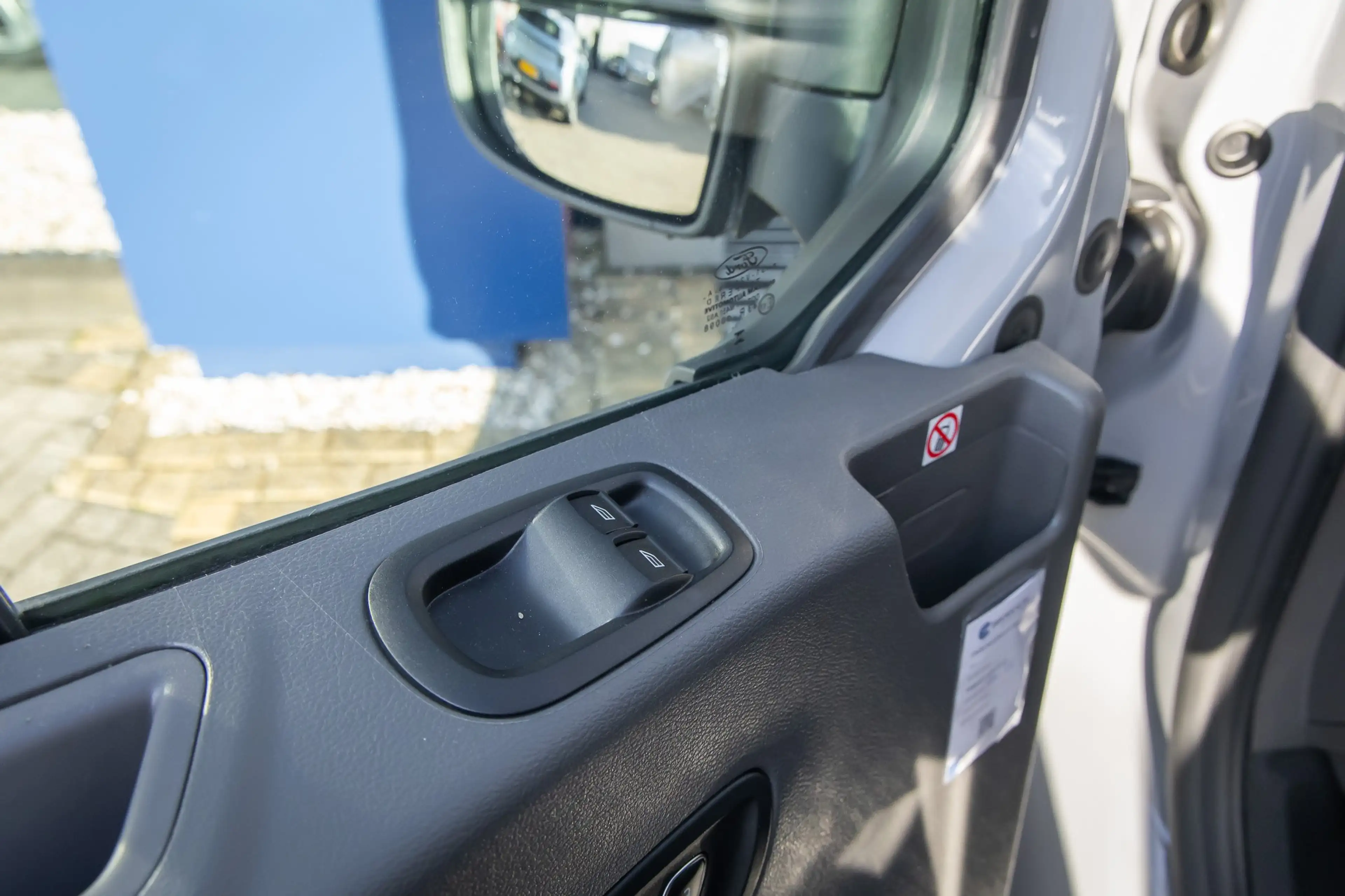 Ford E-Transit 350 L3H2 Trend 68 kWh | Apple Carplay/Android Auto — photo 14