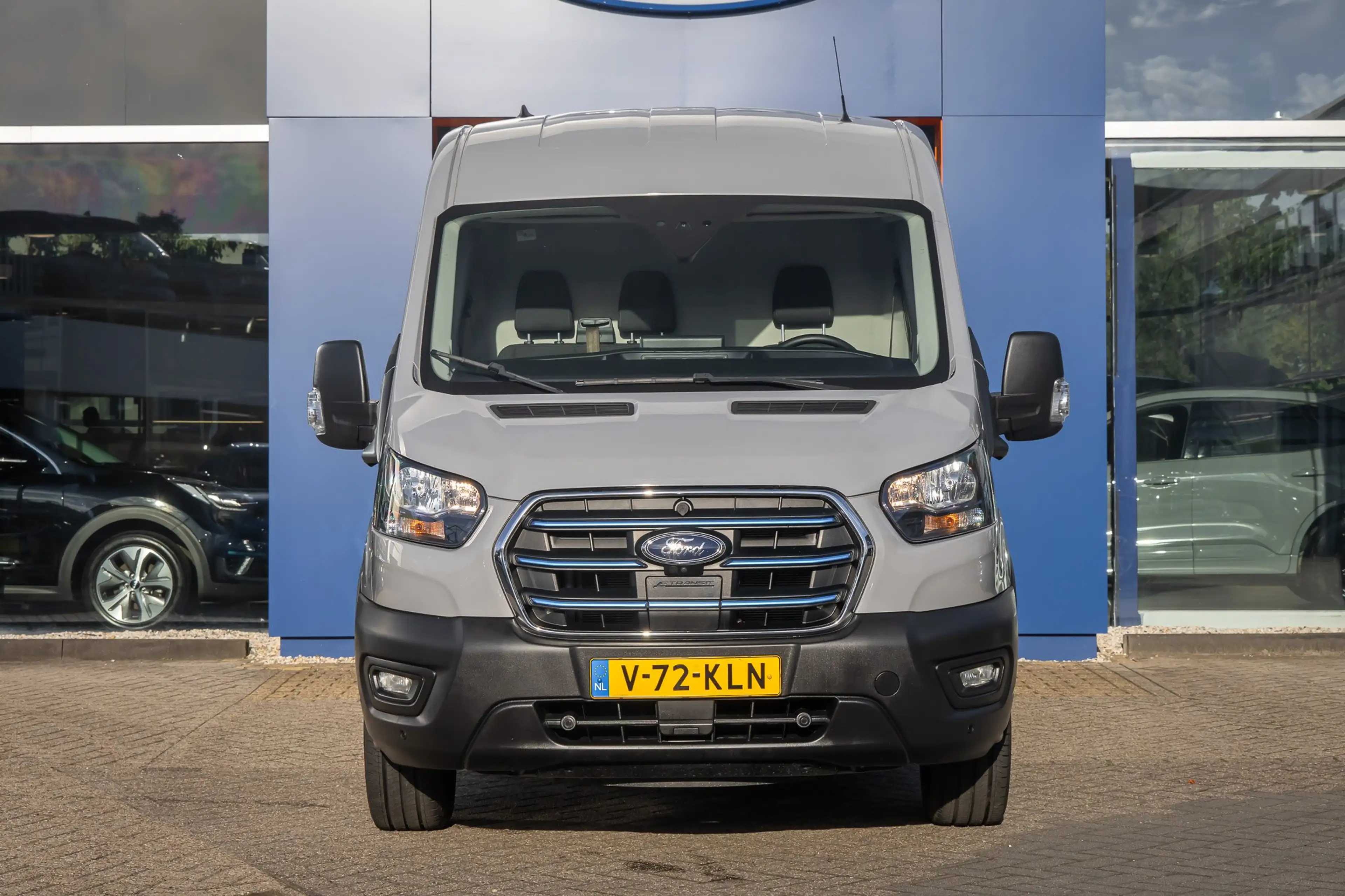 Ford E-Transit 350 L3H2 Trend 68 kWh | Apple Carplay/Android Auto — photo 3