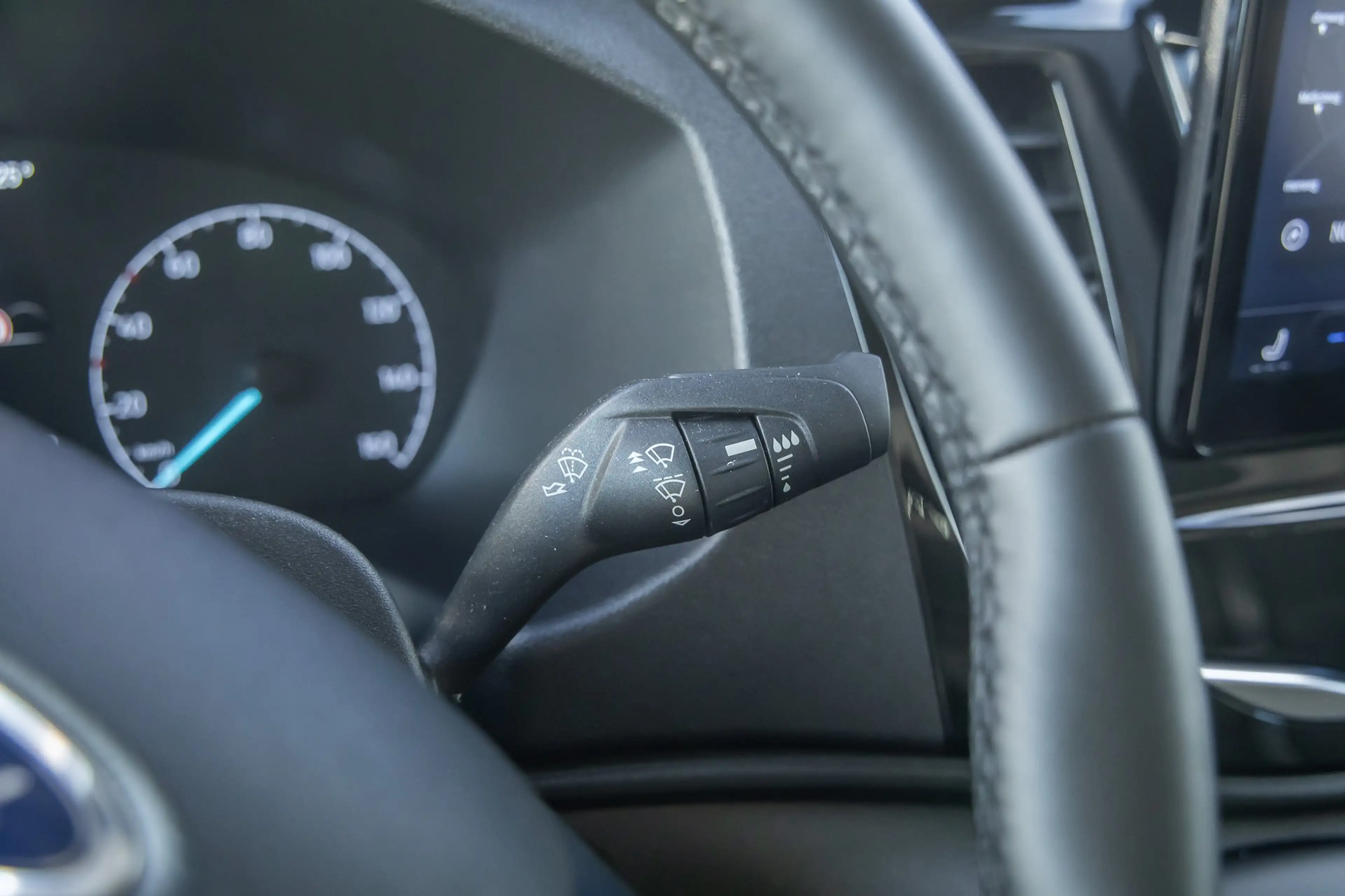 Ford E-Transit 350 L3H2 Trend 68 kWh | Apple Carplay/Android Auto — photo 22