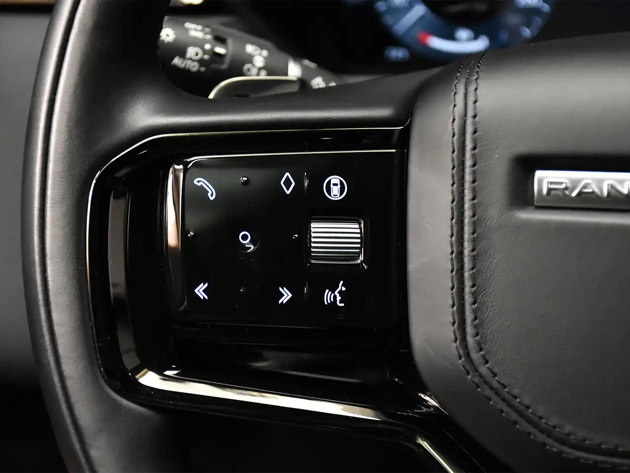 Land Rover Range Rover Velar снимка Land Rover Range Rover Velar