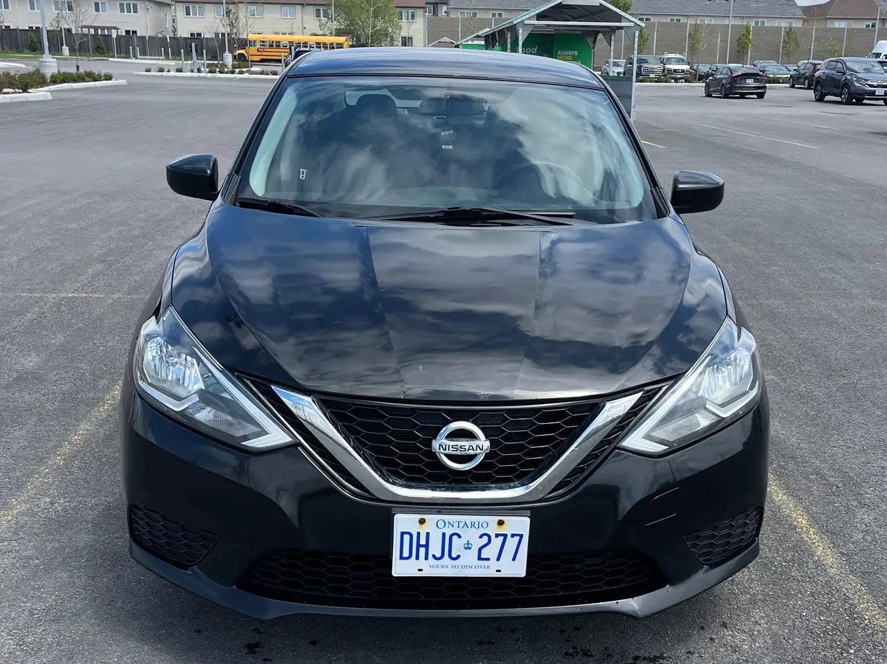 Nissan Sentra снимка Nissan Sentra
