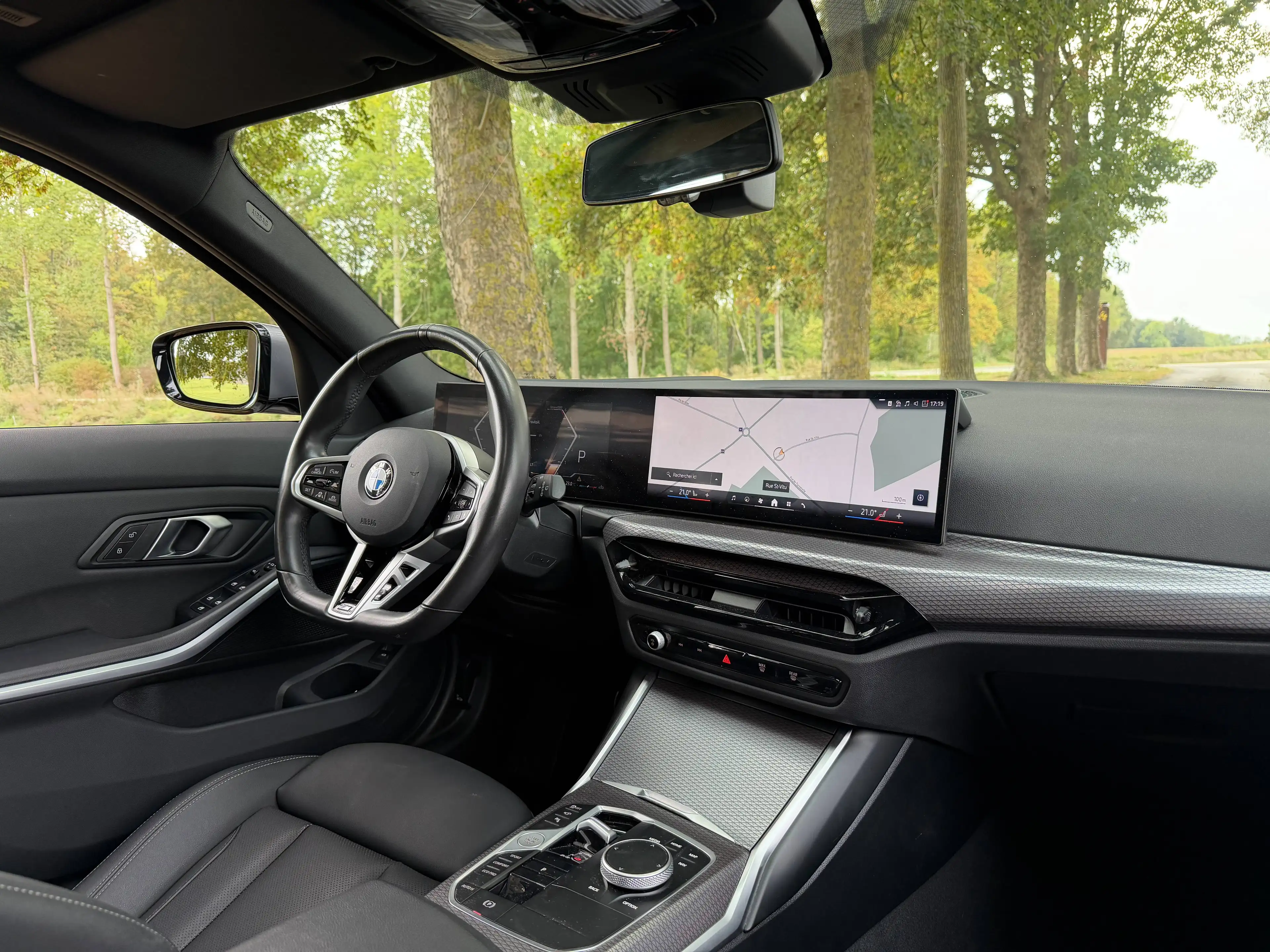 BMW 318 dA Touring MHEV 150cv - M Sport Pro - Toit ouvrant — photo 9