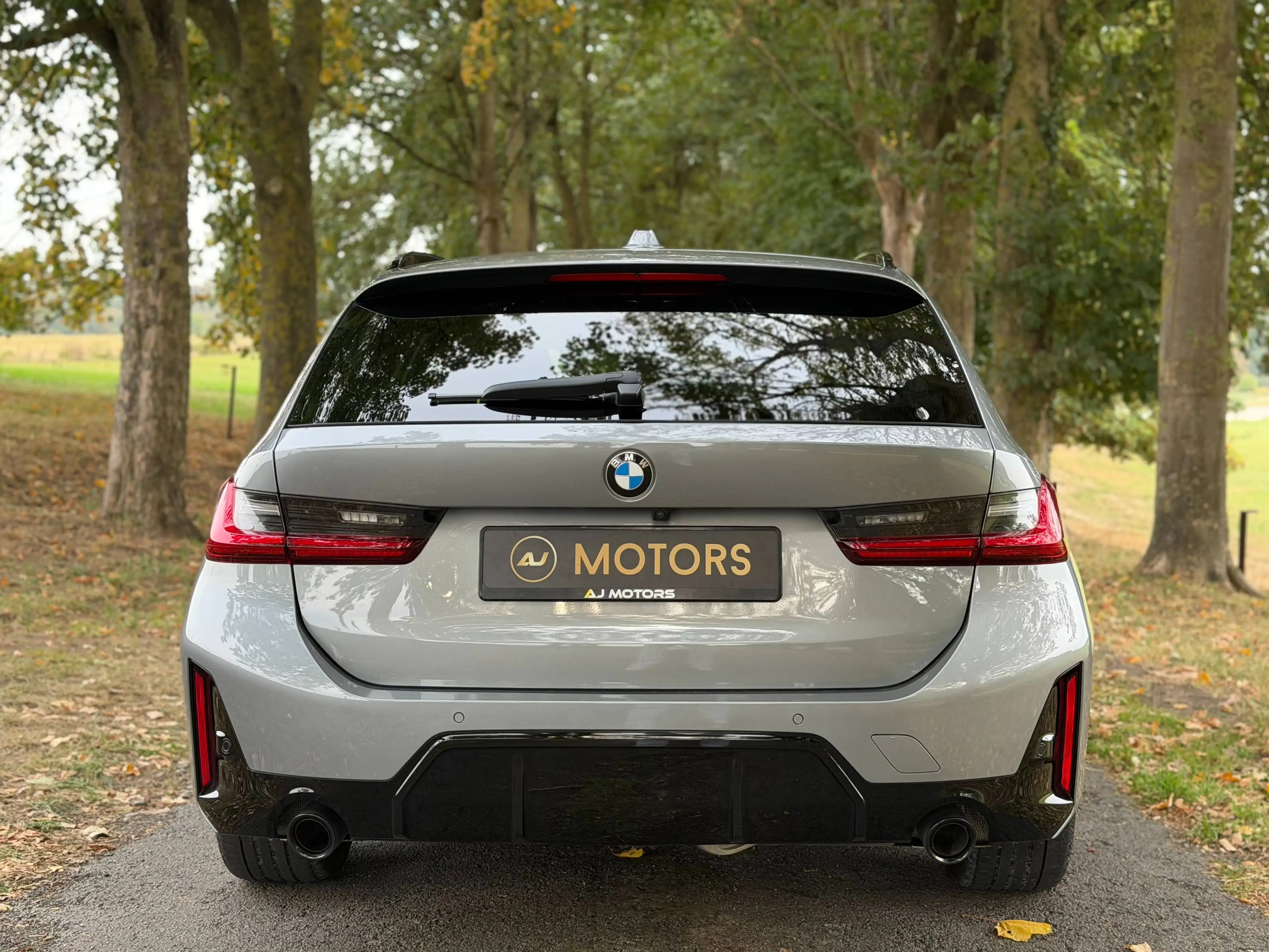 BMW 318 dA Touring MHEV 150cv - M Sport Pro - Toit ouvrant — photo 4