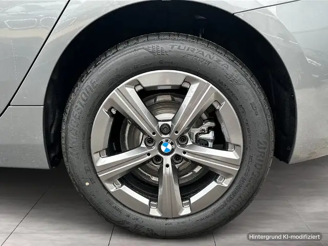 BMW 2 Series view 6