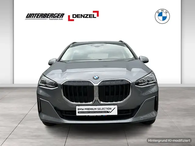 BMW 2 Series view 2