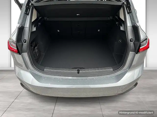 BMW 2 Series view 12