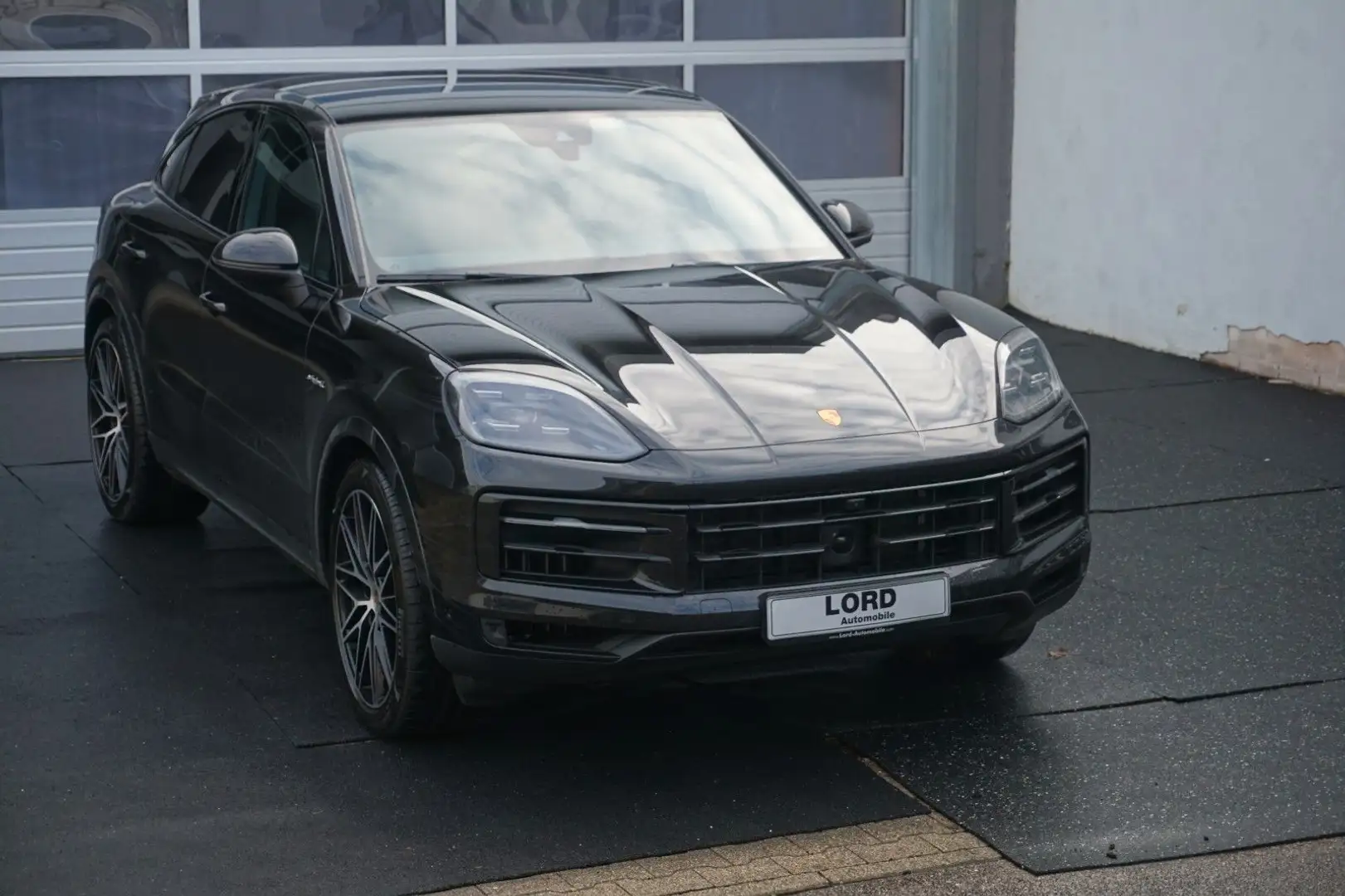 Porsche Cayenne Coupe E-Hybrid Coupe*22"RS*18 Wege*BOSE* Schwarz - 2