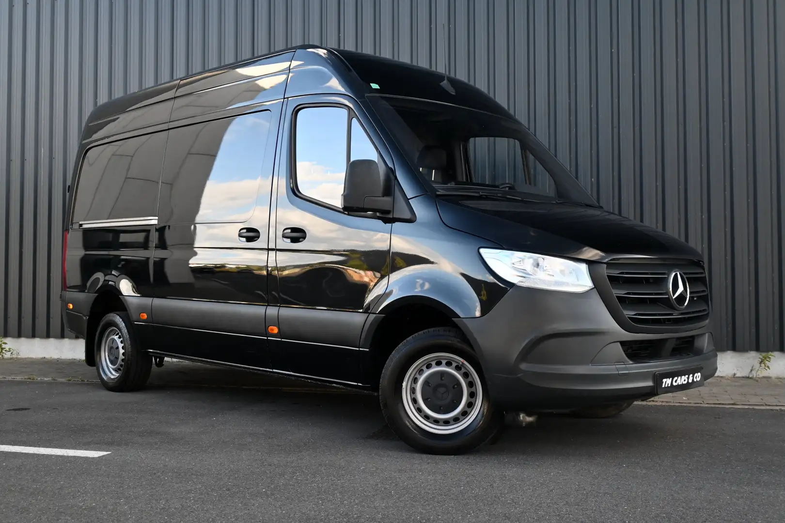 Mercedes-Benz Sprinter 316 CDI / L2H2 / 1 eigen, BTW, GPS, Carplay, Leder Zwart - 1