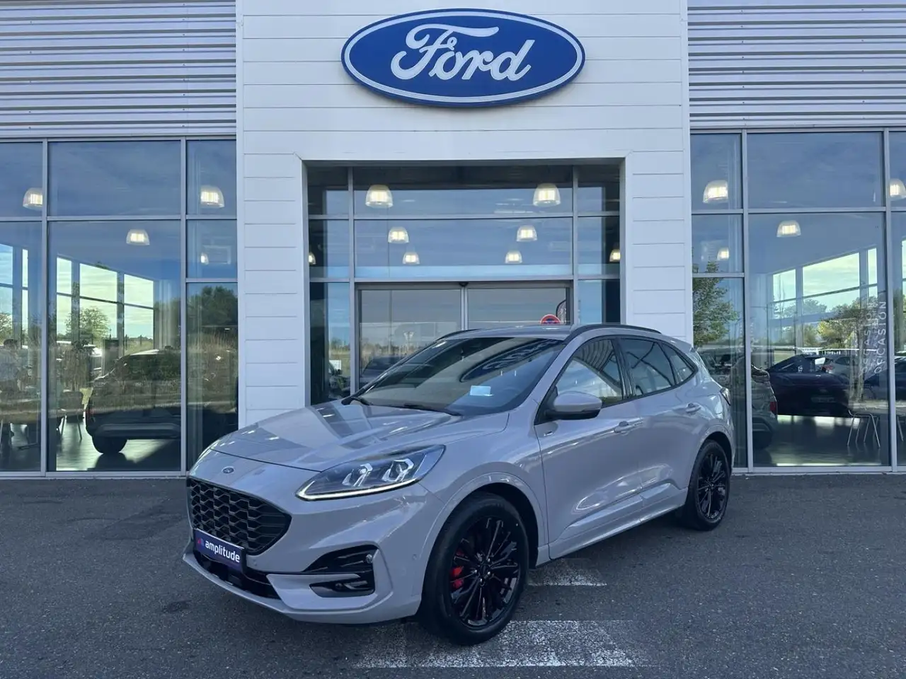 Ford Kuga 2.5 Duratec 190ch FHEV E85 Graphite Tech Edition BVA — photo 1 of 20