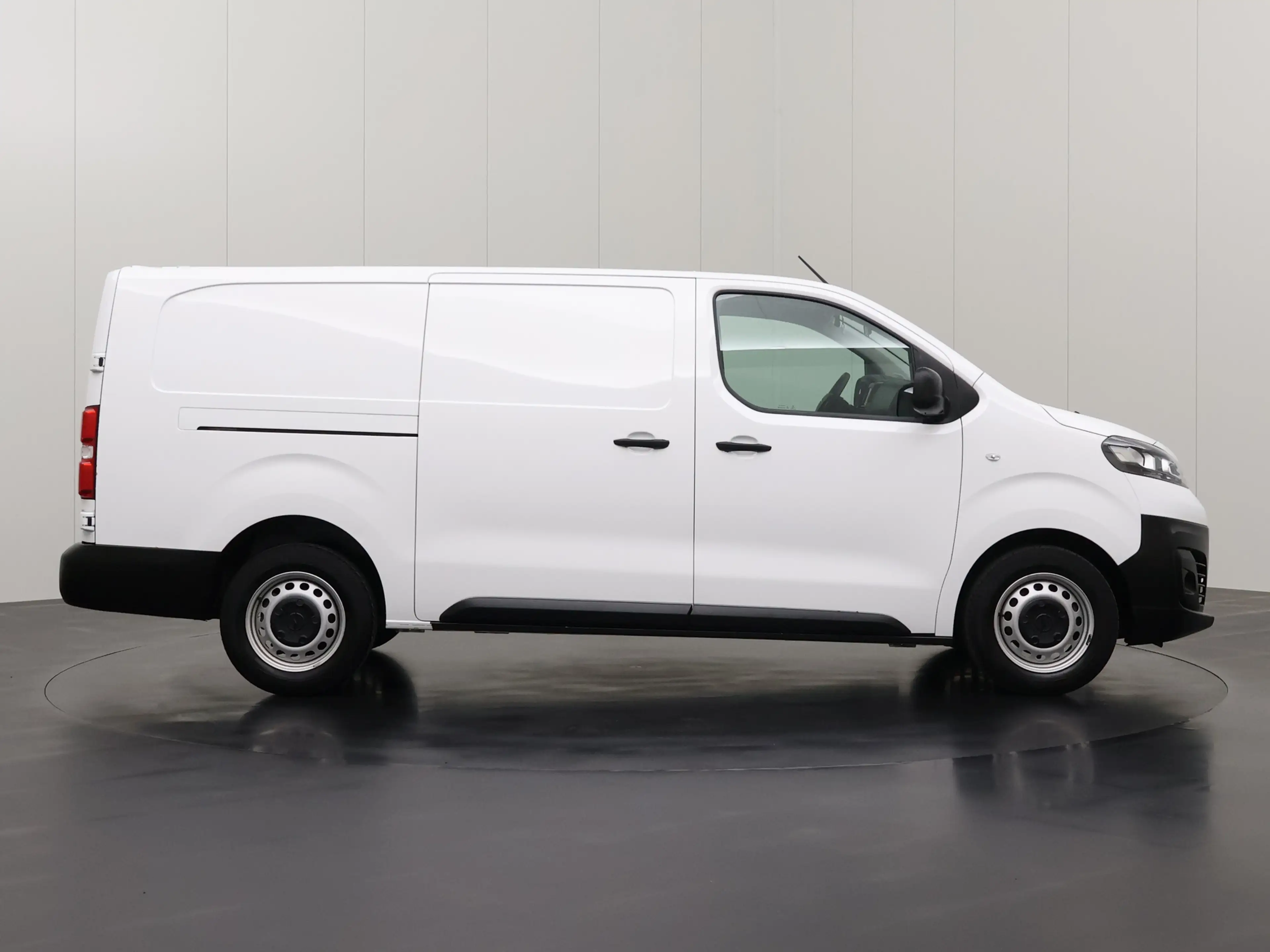 Opel Vivaro 1.5CDTI L3H1 Edition | Multimedia | Airco | Cruise — photo 13