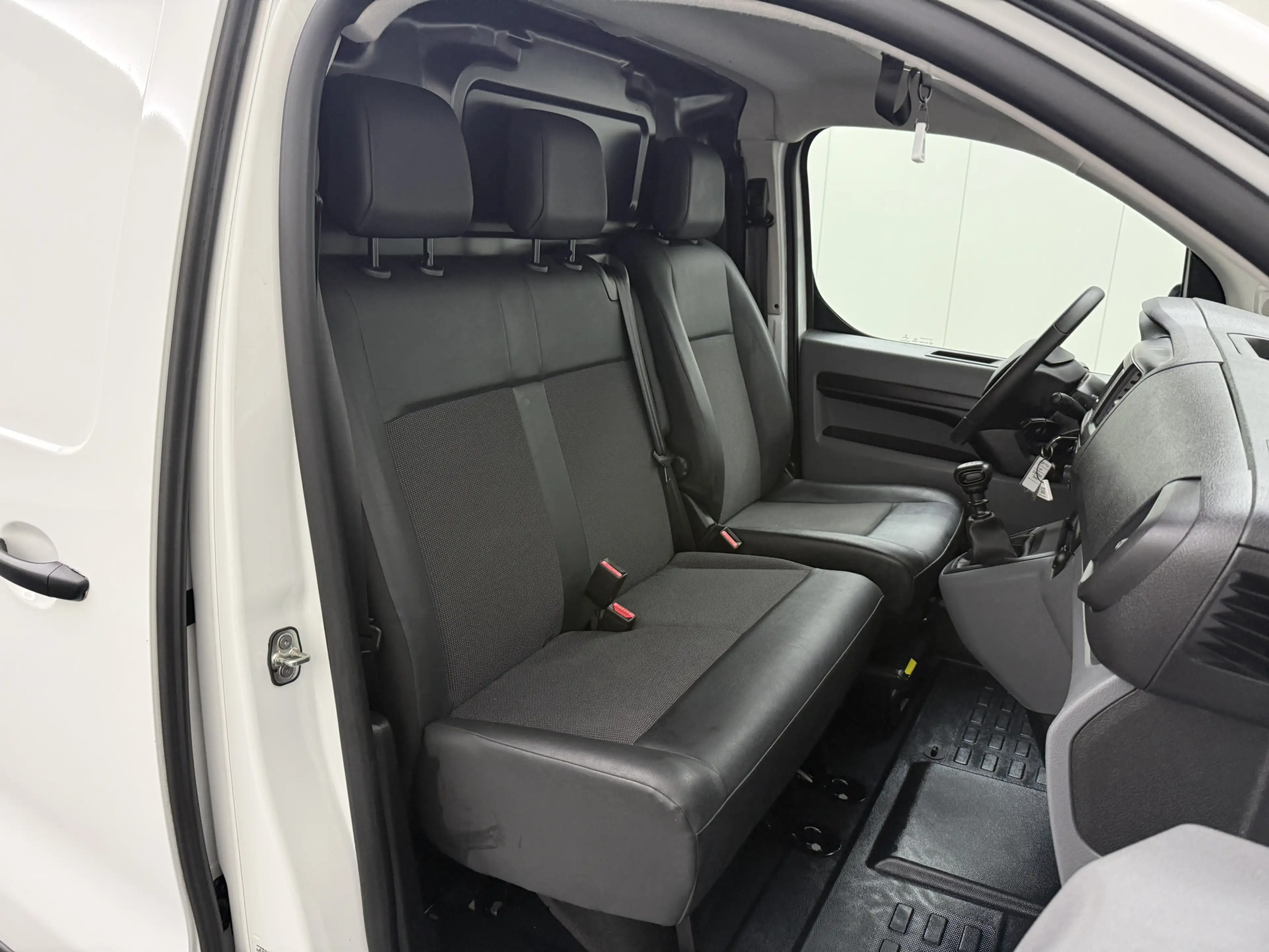 Opel Vivaro 1.5CDTI L3H1 Edition | Multimedia | Airco | Cruise — photo 23