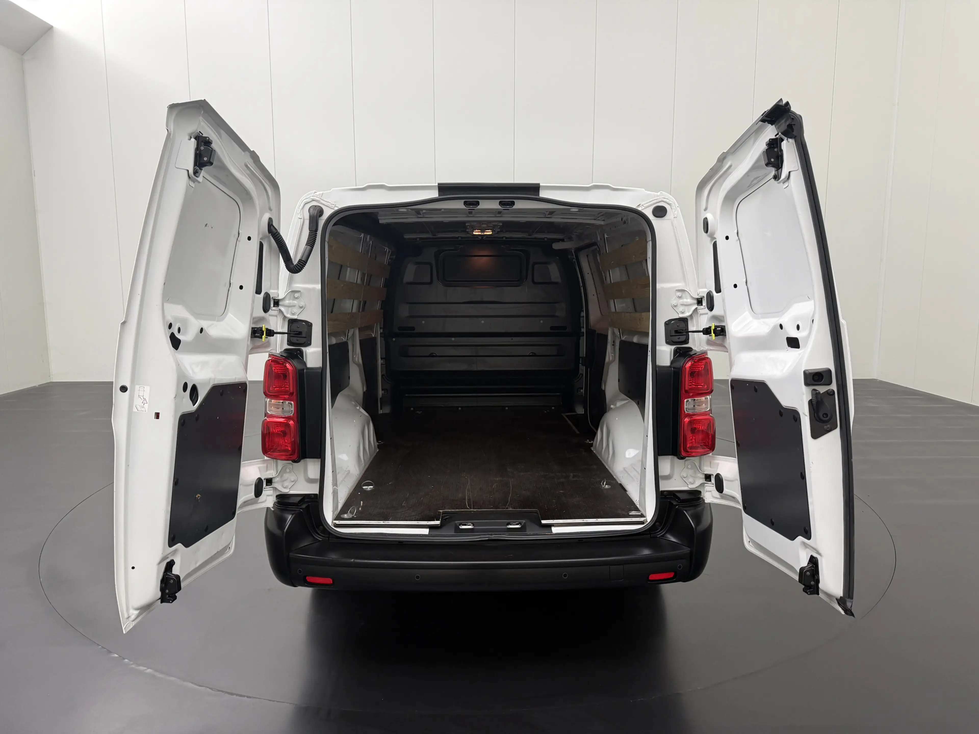 Opel Vivaro 1.5CDTI L3H1 Edition | Multimedia | Airco | Cruise — photo 4
