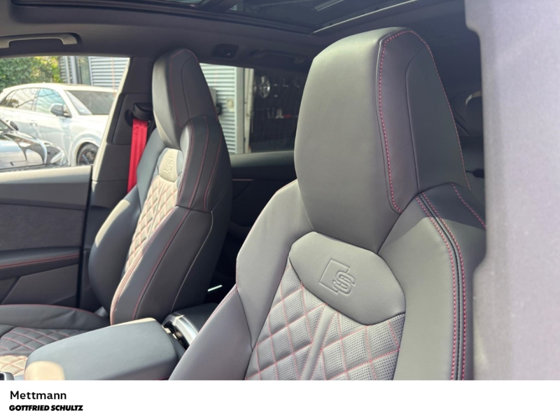 Audi Q8 SUV TFSI e 2 x S-LINE PANO B&O HUD BLACK HUD — photo 15