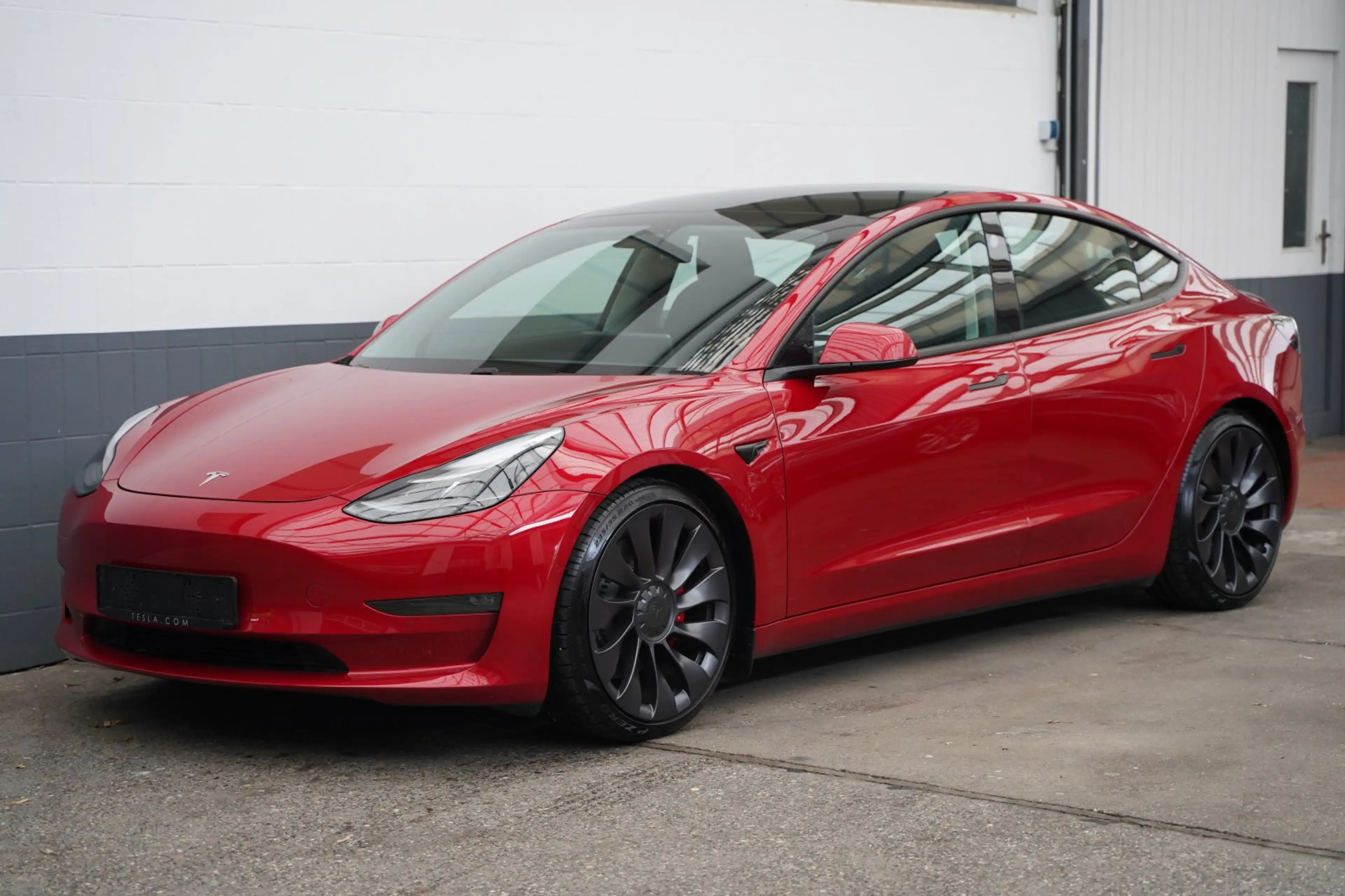 Tesla Model 3 Performance *1. Hand*unfallfrei*