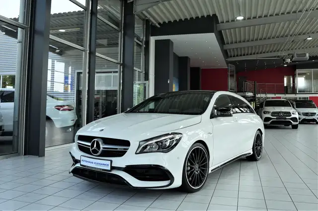 Mercedes-Benz CLA 45 AMG 4Matic*SPORTABGAS*LED*H&K*PANO*19"LM*