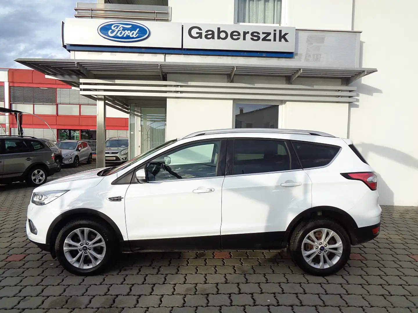 Ford Kuga 1,5 EcoBoost Titanium Weiß - 2