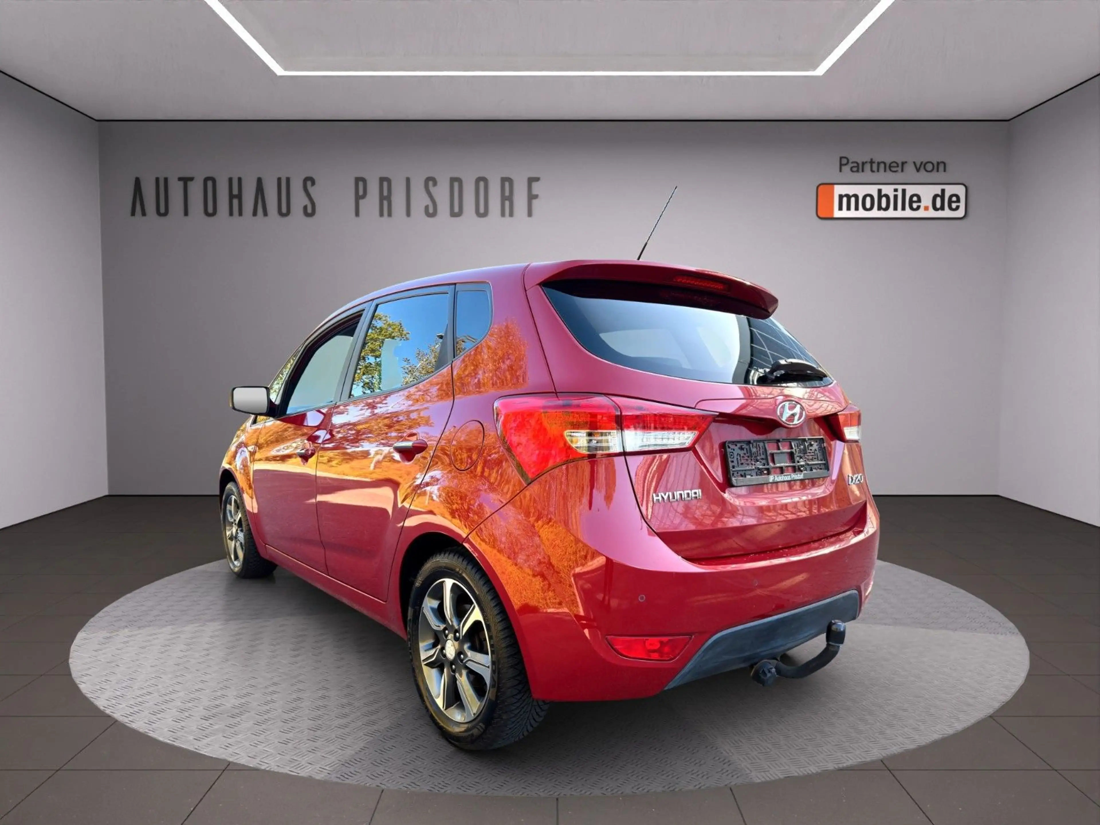 Hyundai iX20 Space 1.Hand/Automatik/AHK — photo 7