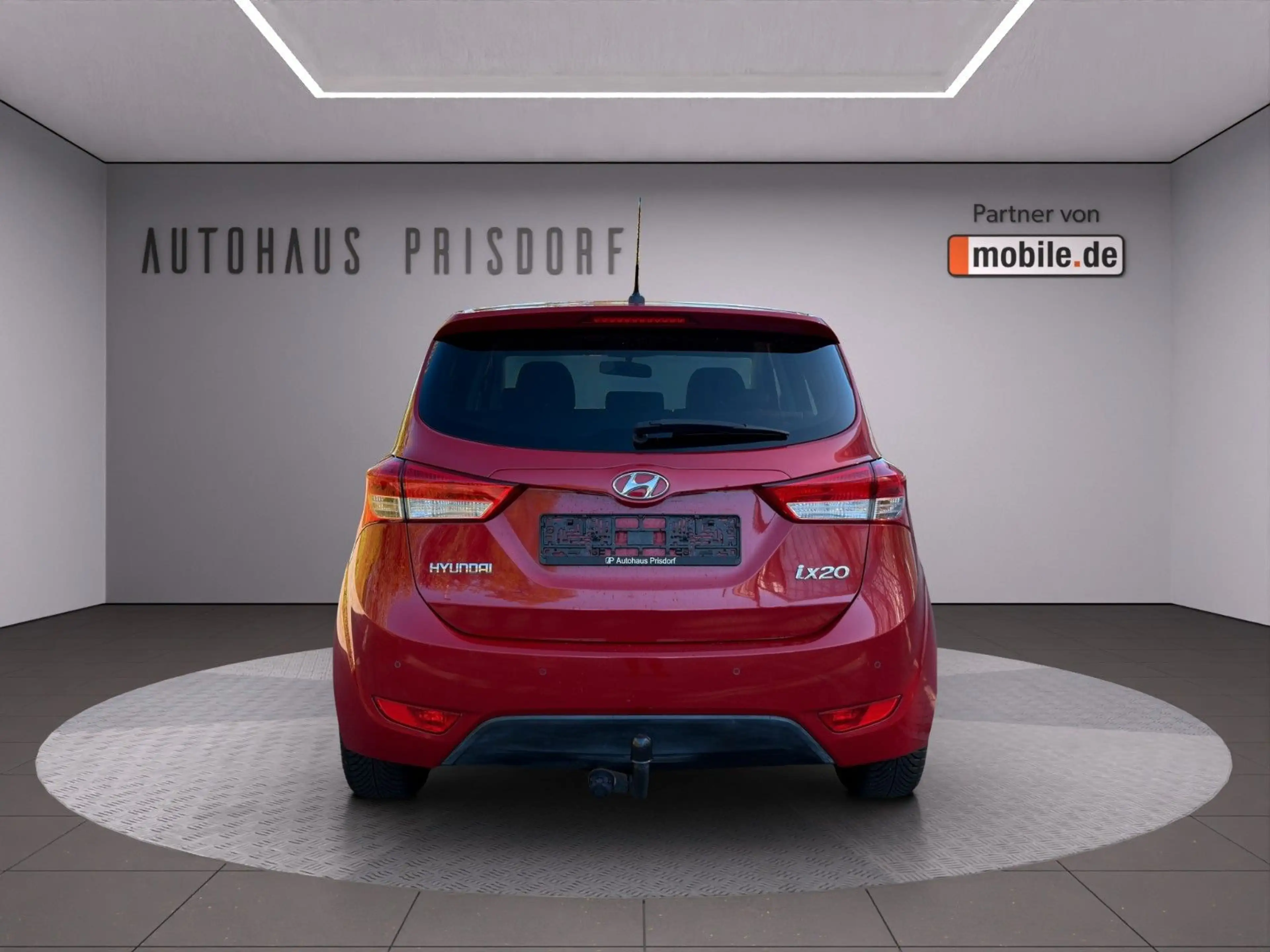 Hyundai iX20 Space 1.Hand/Automatik/AHK — photo 6