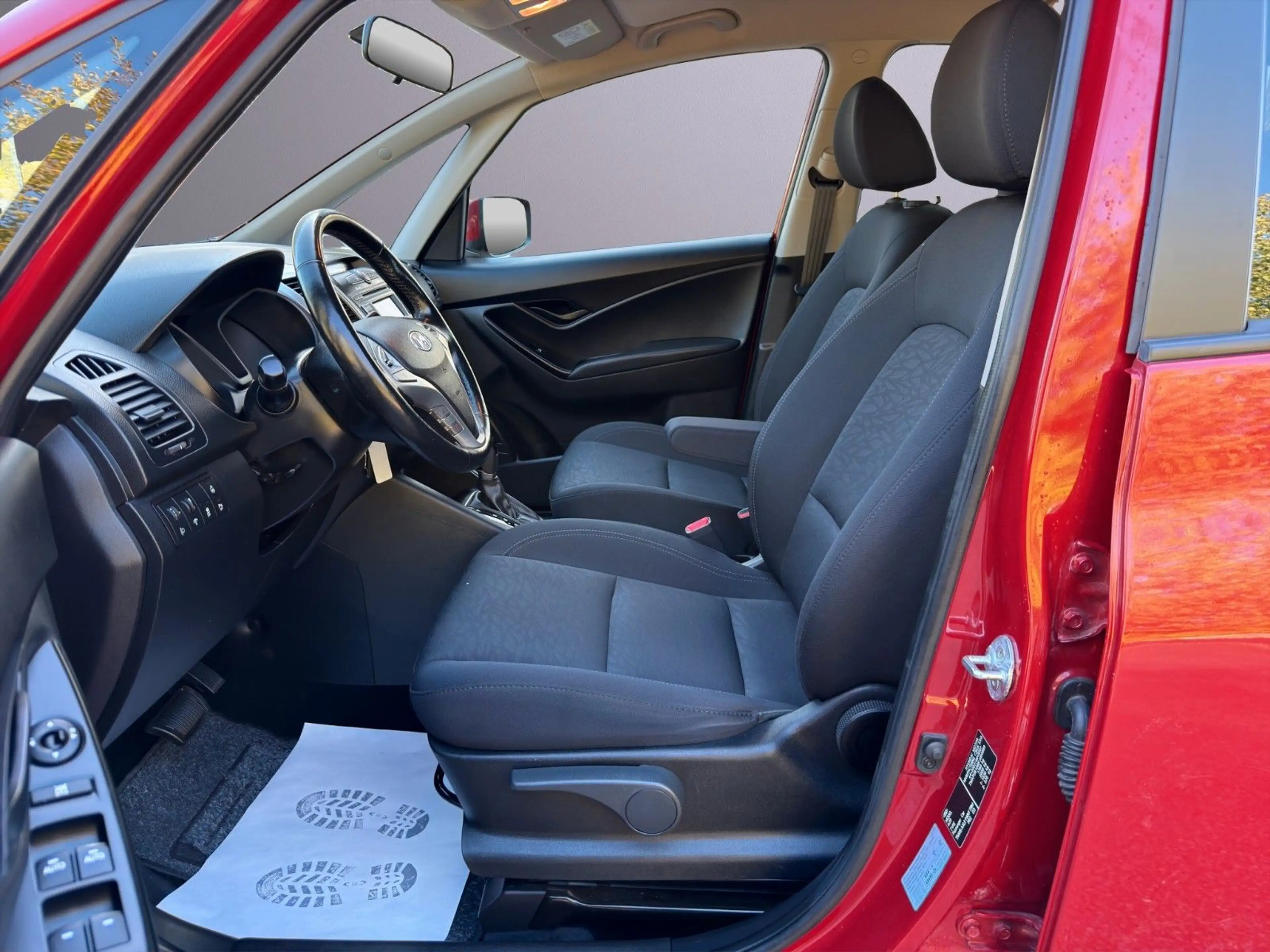 Hyundai iX20 Space 1.Hand/Automatik/AHK — photo 9