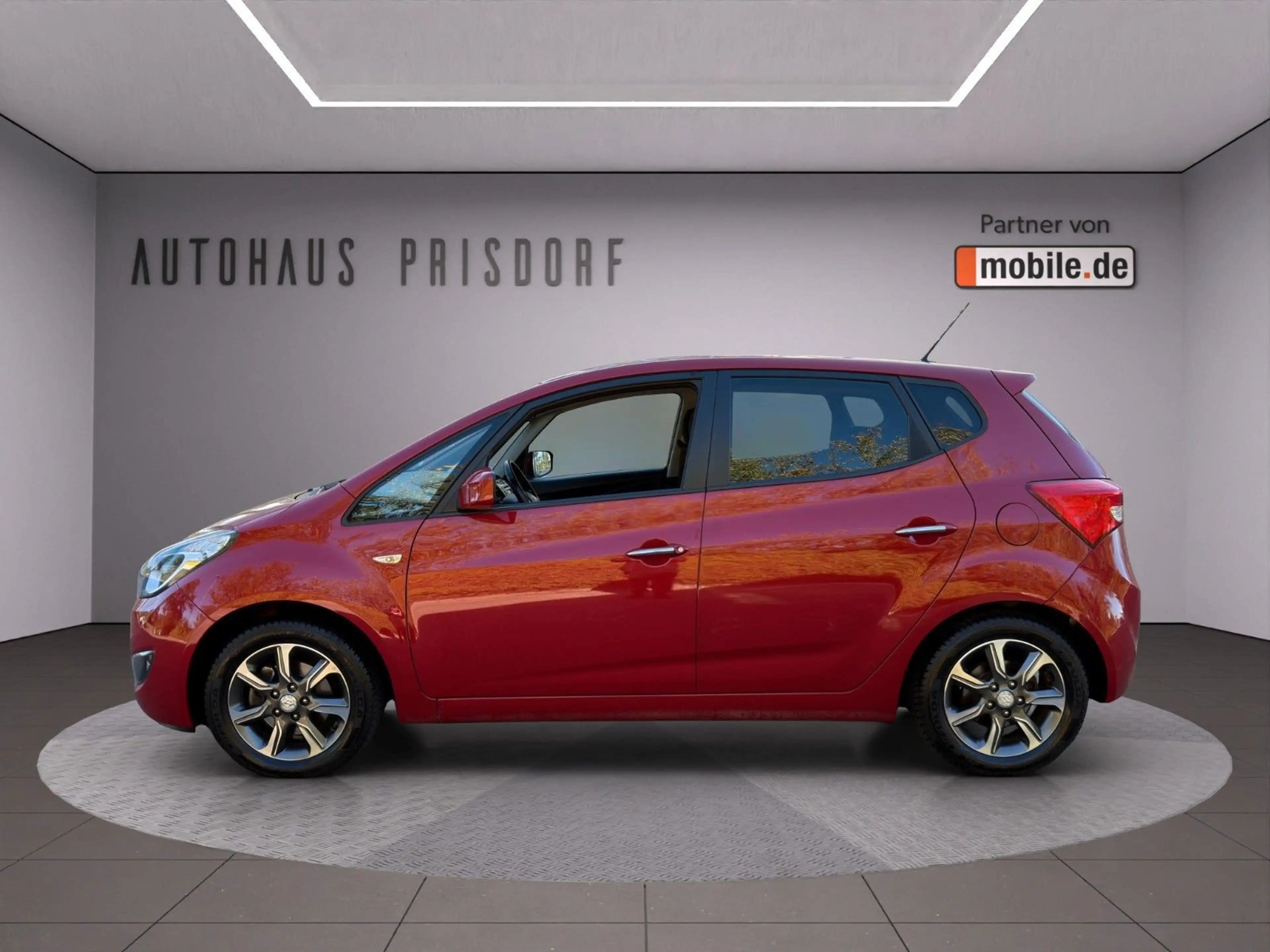 Hyundai iX20 Space 1.Hand/Automatik/AHK — photo 8