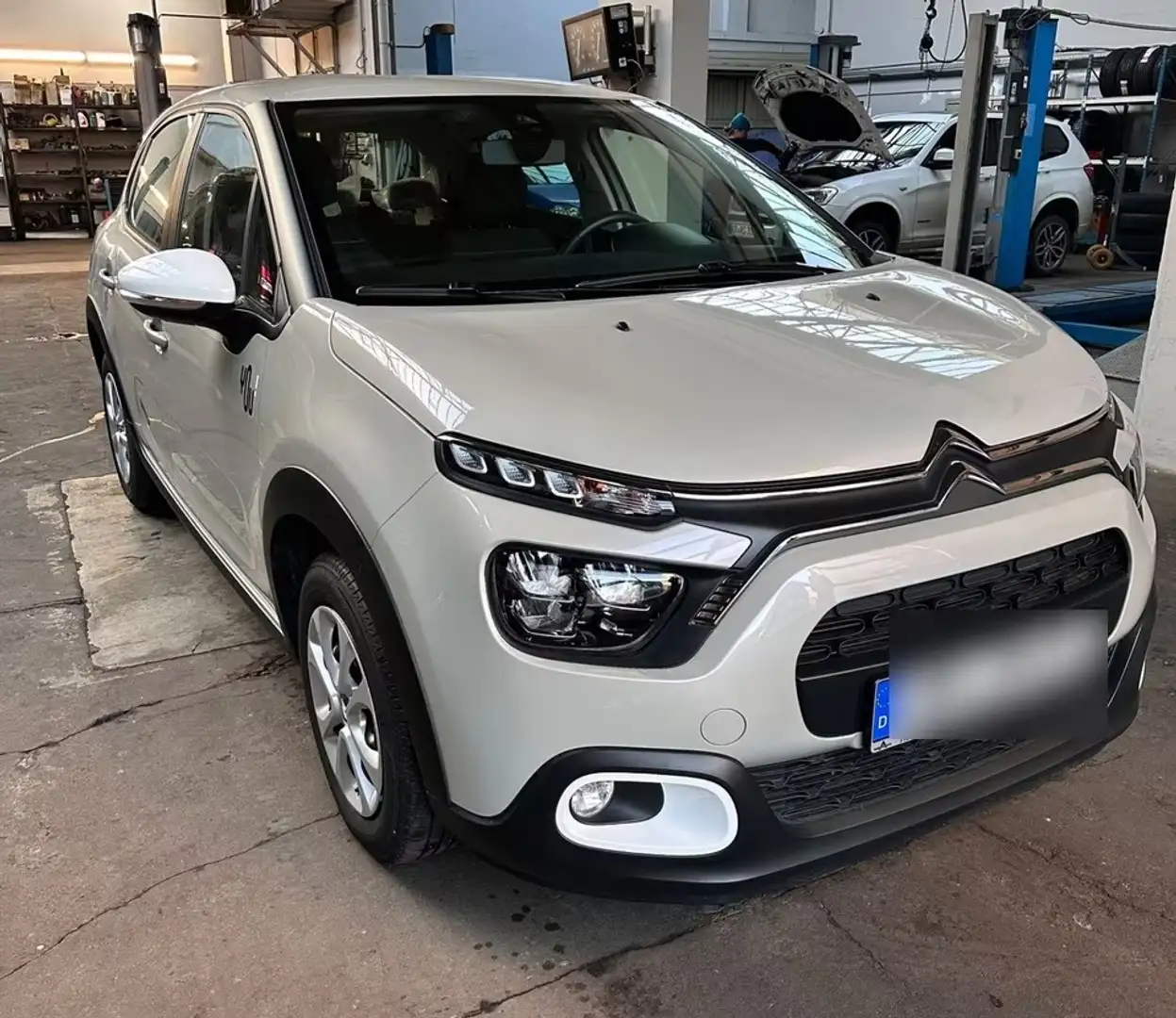 Citroen C3 C3 Pure Tech 83 S YOU Beige - 1