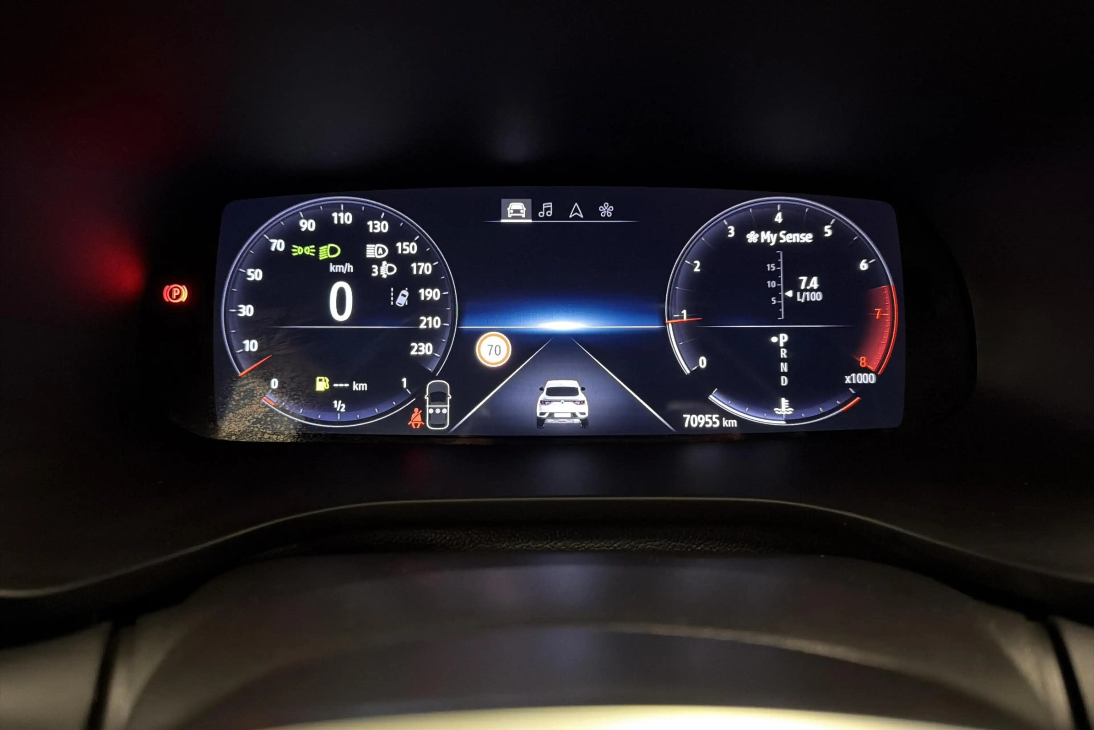 Renault Arkana TCe MHEV 140 EDC R.S.Line — photo 13