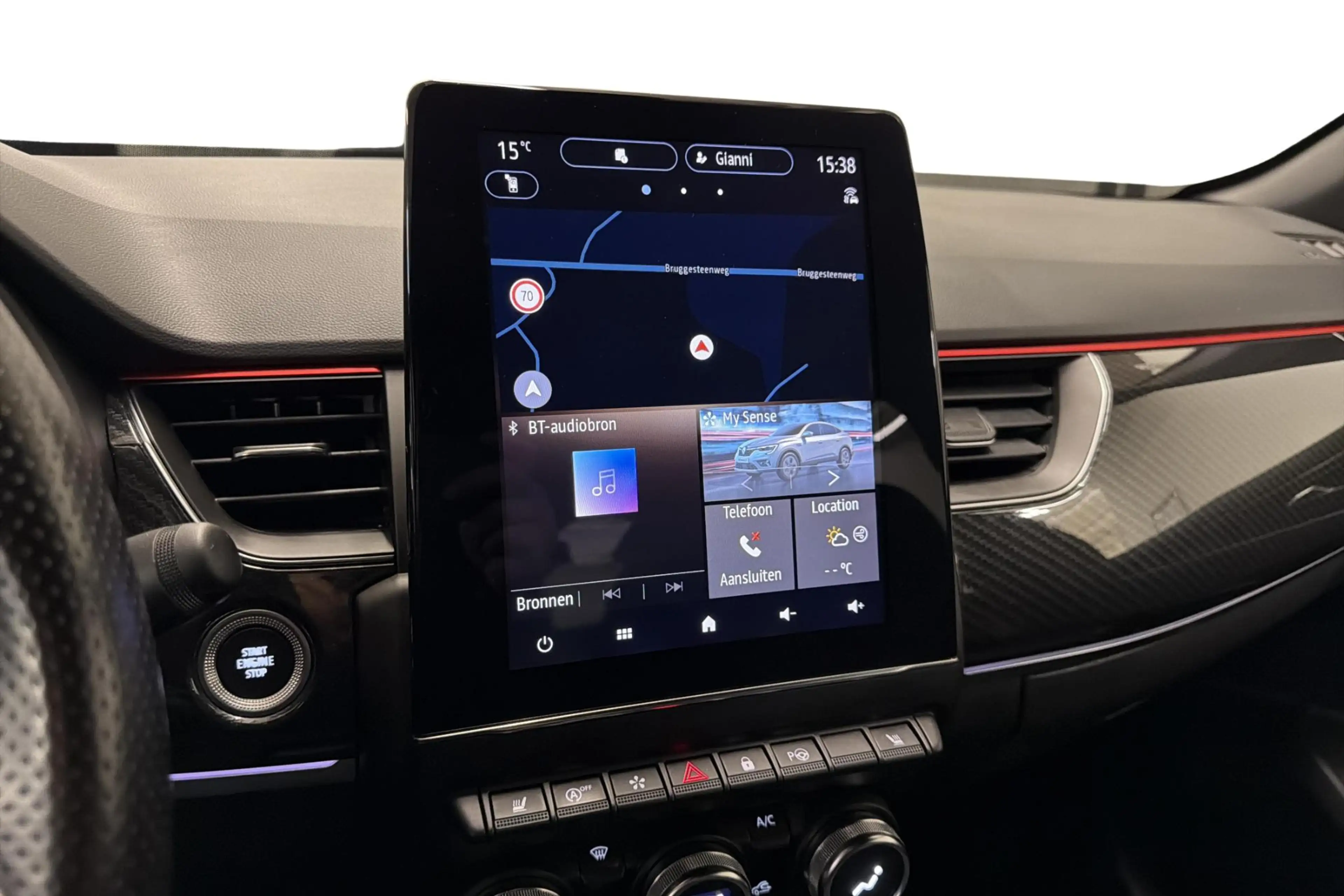Renault Arkana TCe MHEV 140 EDC R.S.Line — photo 14