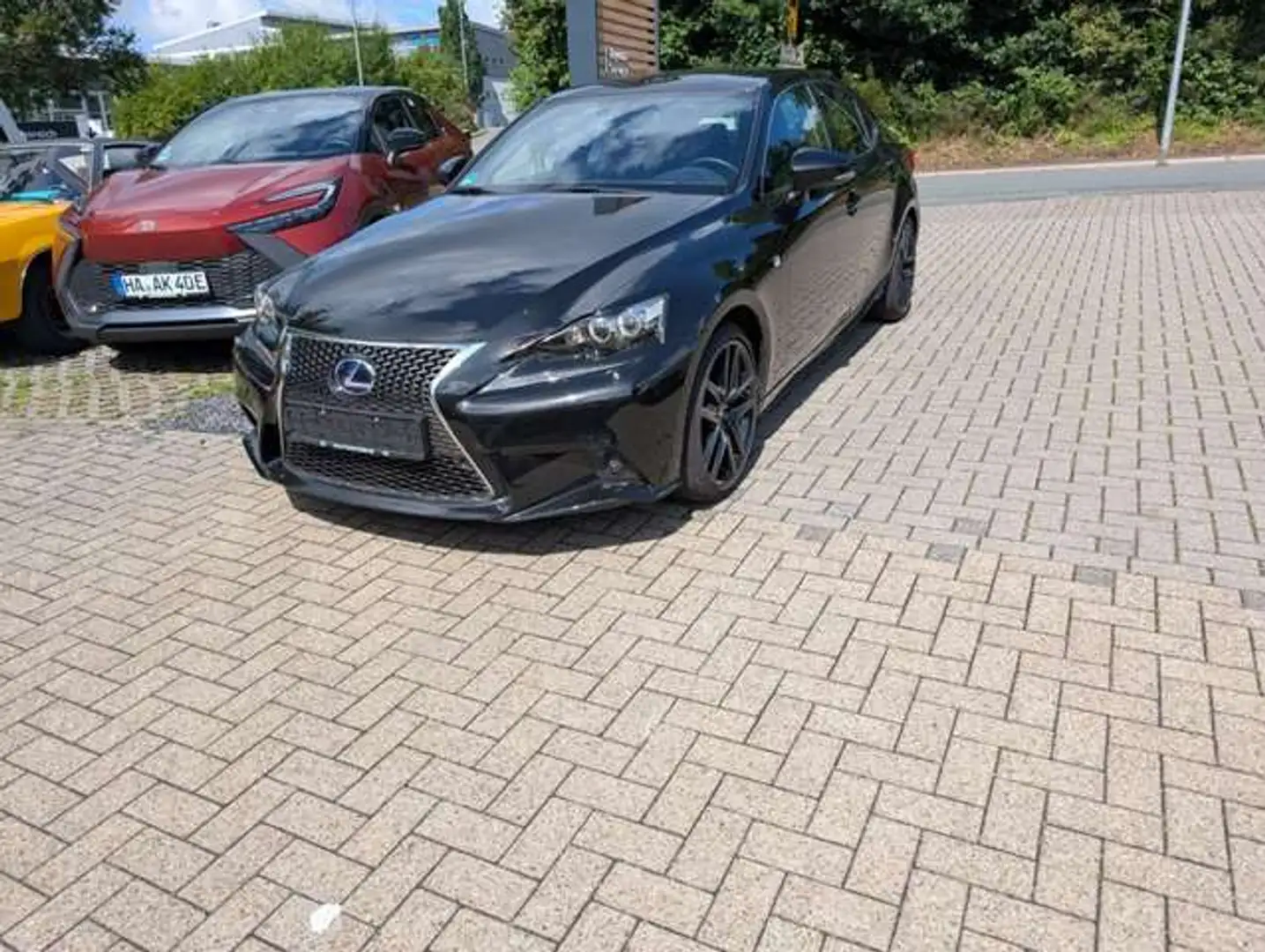 Lexus IS 300 300h F Sport Noir - 2