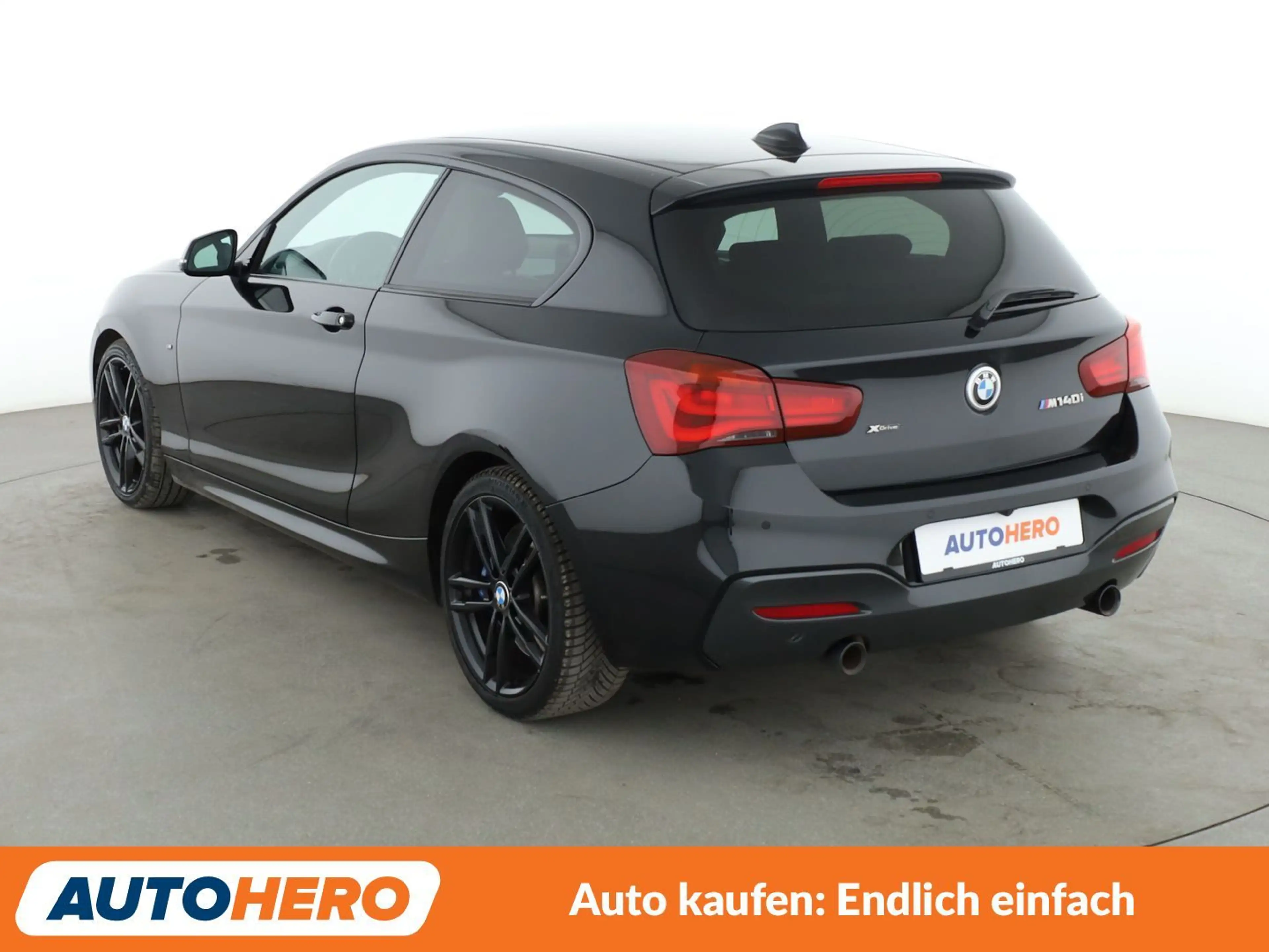 BMW 140 M140i xDrive Special Edition Aut.*NAVI*CAM*PDC* — photo 4