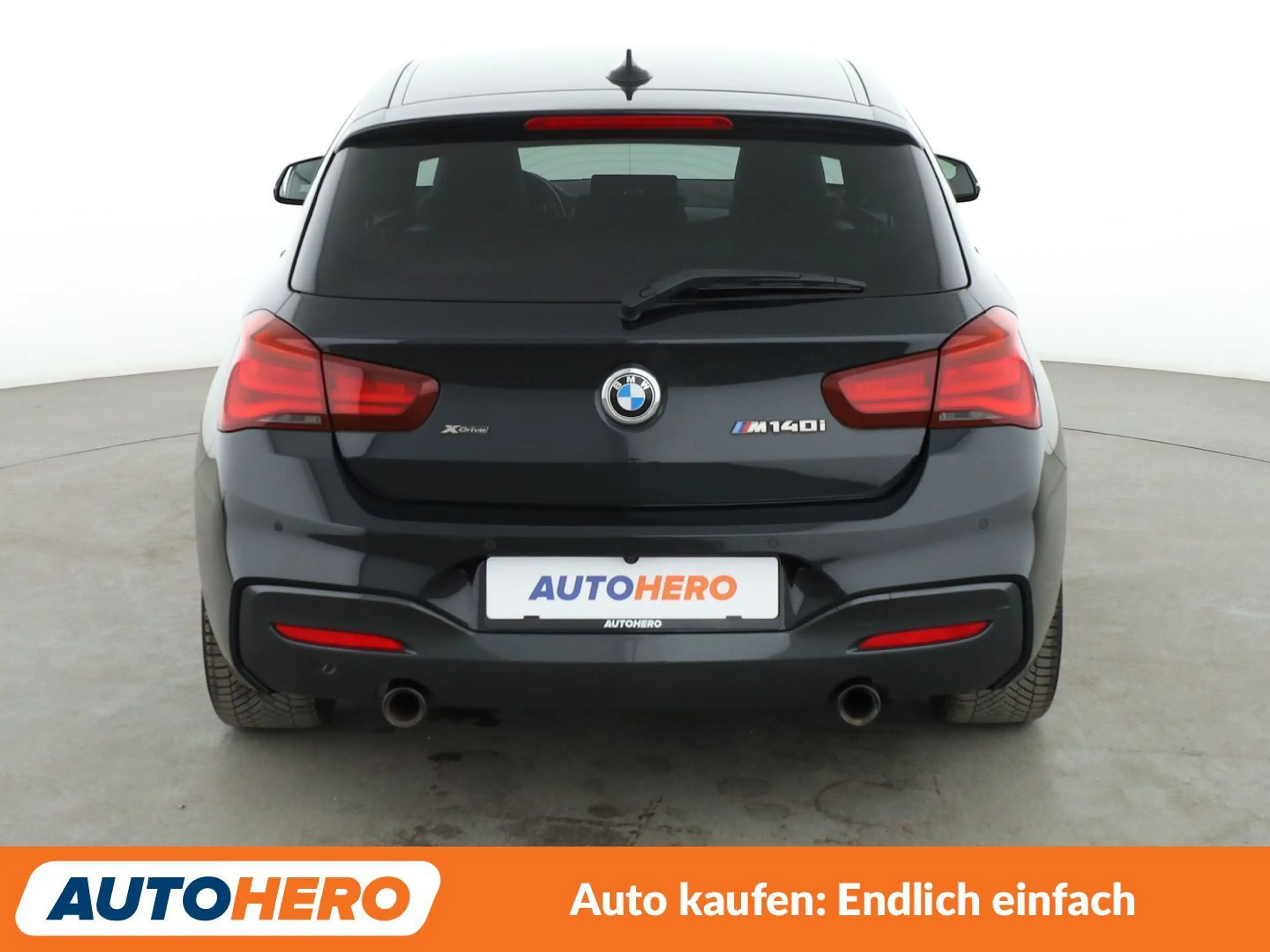 BMW 140 M140i xDrive Special Edition Aut.*NAVI*CAM*PDC* — photo 5