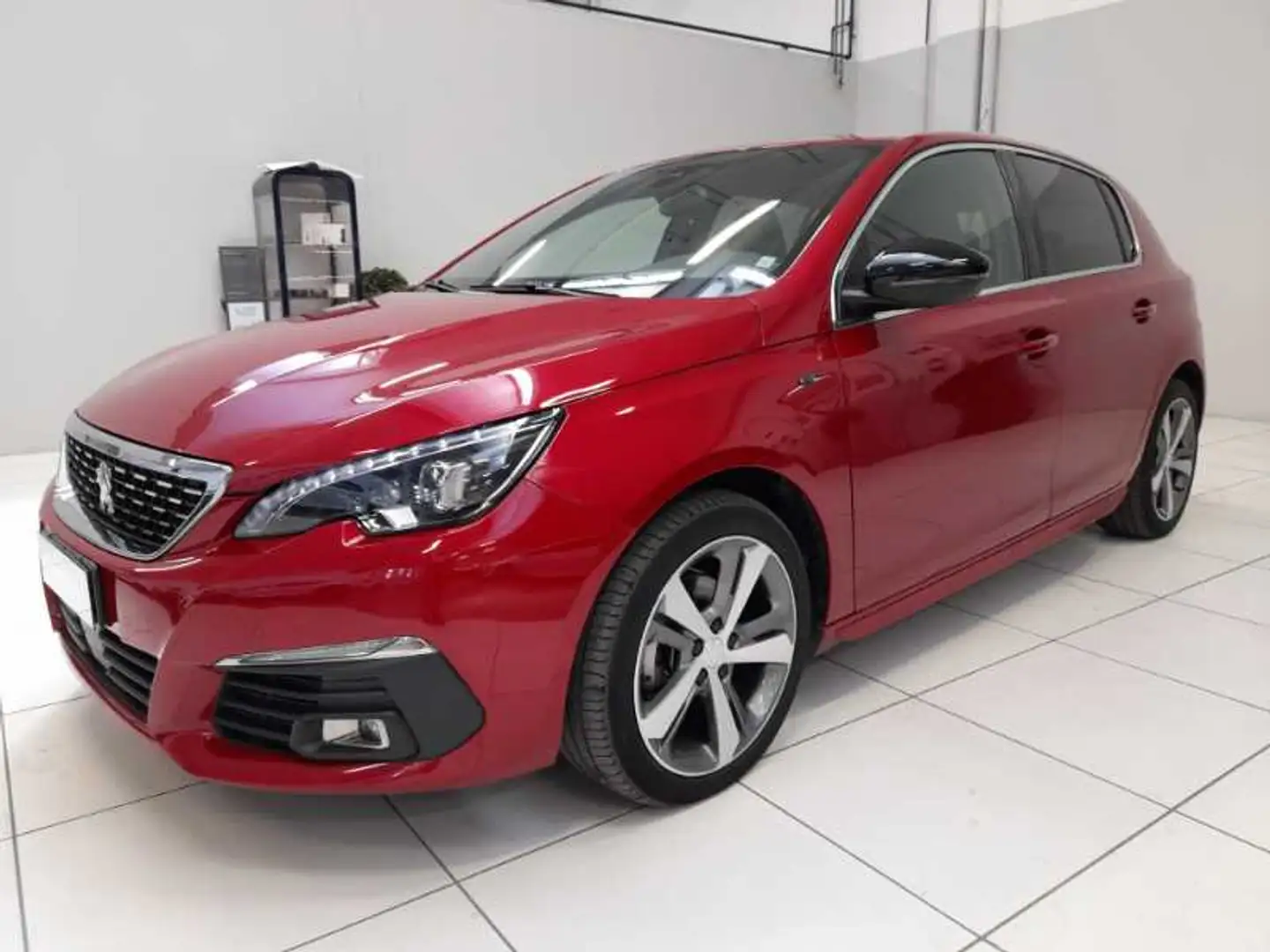 Peugeot 308 5 Porte 1.5 BlueHDi GT Rot - 1