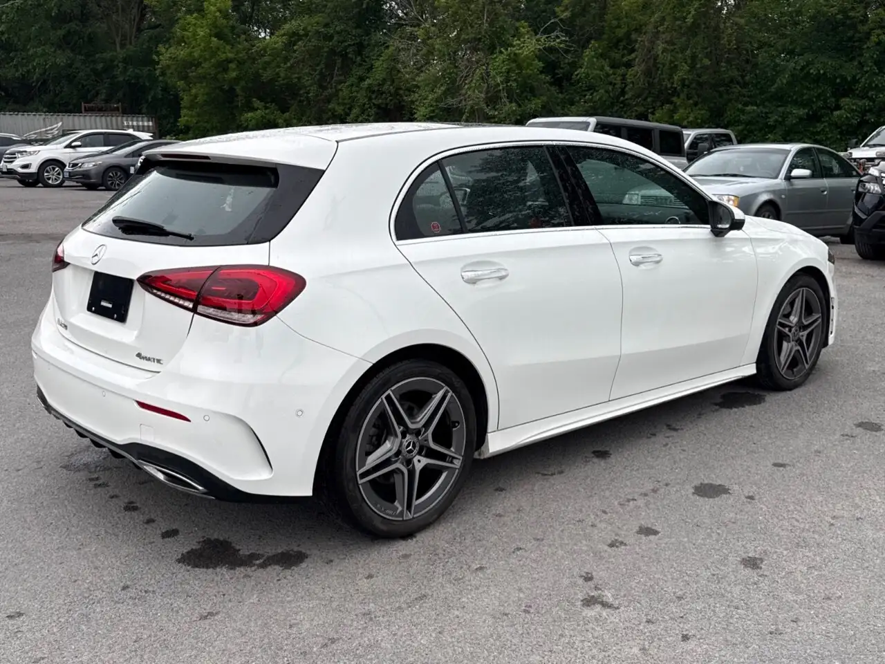Mercedes-Benz A-Class снимка Mercedes-Benz A-Class