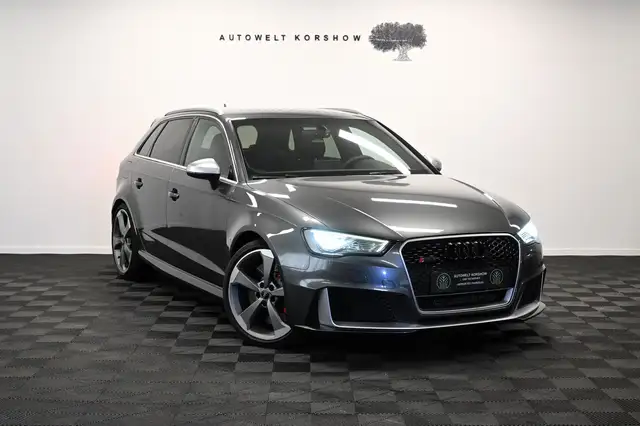Audi RS3 2.5TFSI quattro*XENON*B&O*KAMERA*PDC*NOOPF
