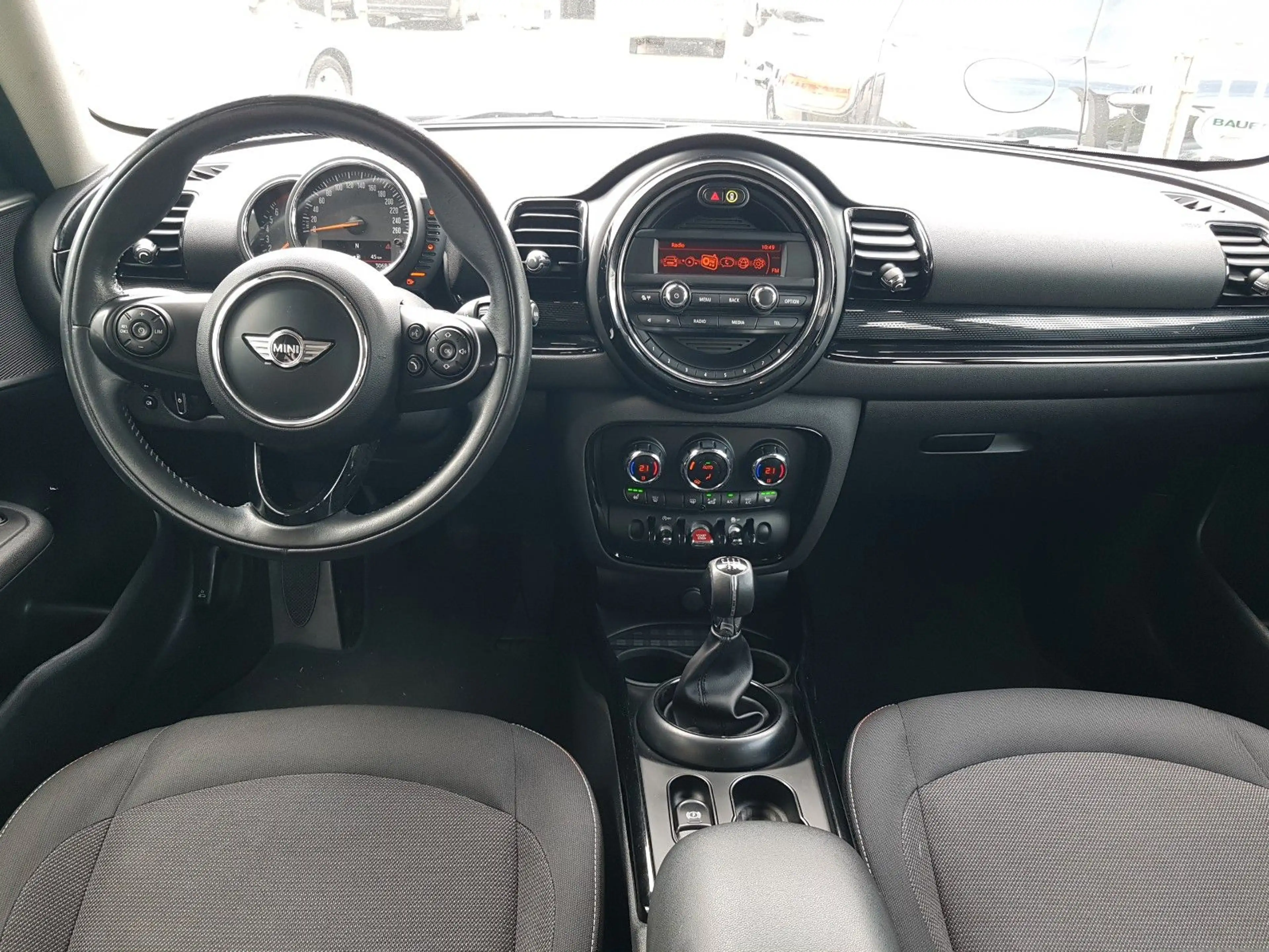 MINI One Clubman Pepper 17"Alu PDC Sitzhzg. Tempomat — photo 15