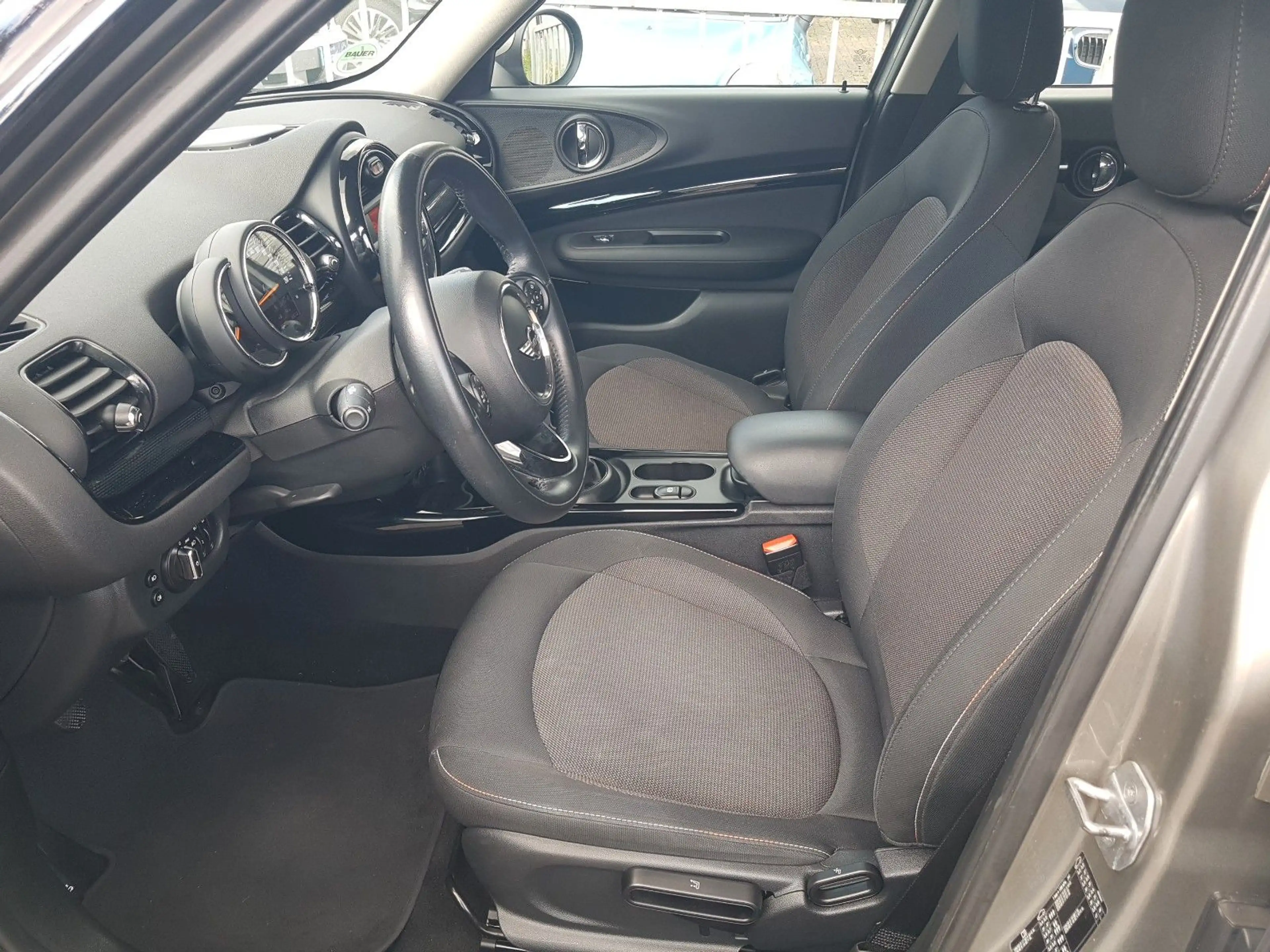 MINI One Clubman Pepper 17"Alu PDC Sitzhzg. Tempomat — photo 10