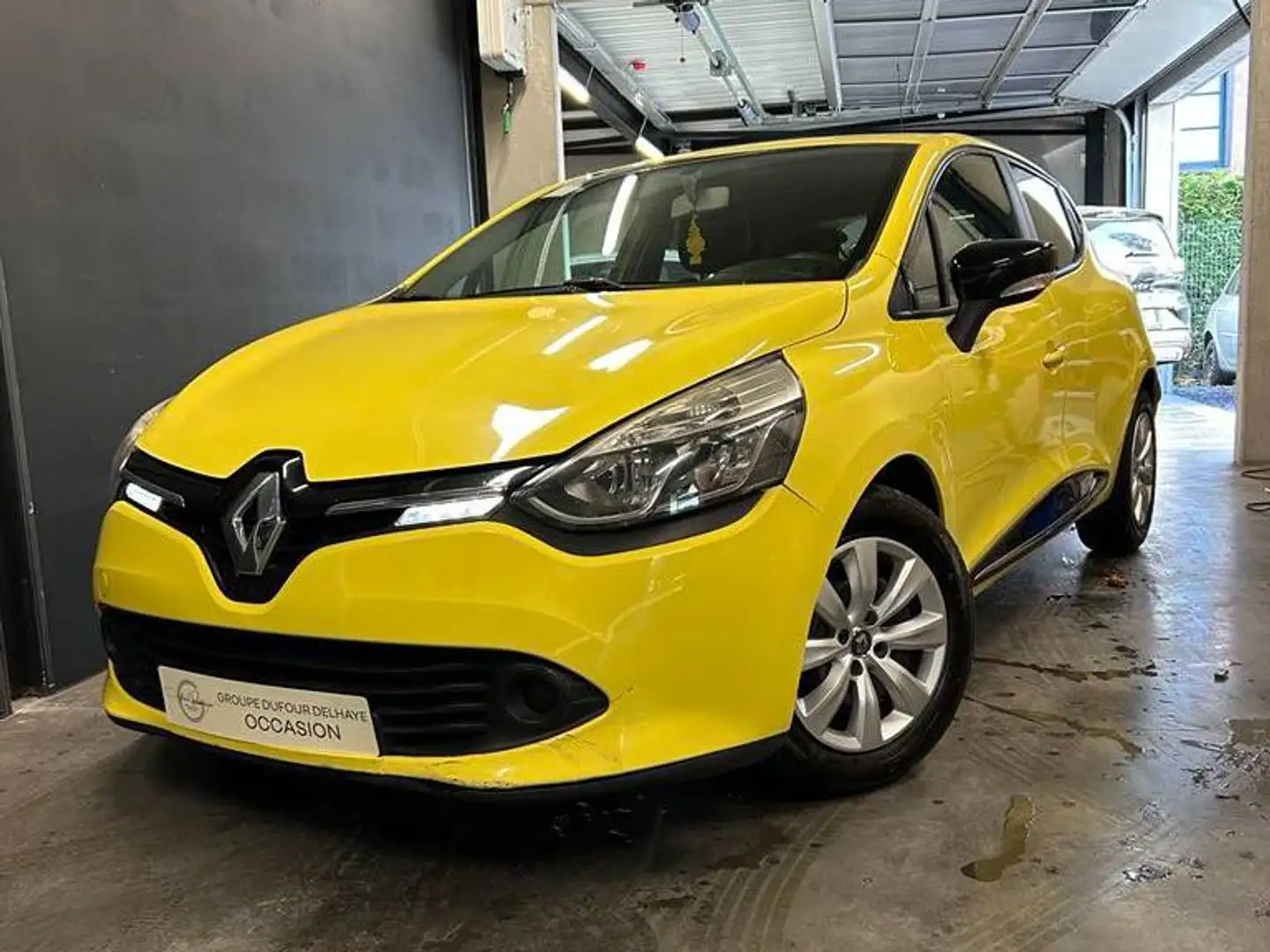 Renault Clio Clio 1.2i Collection Geel - 1