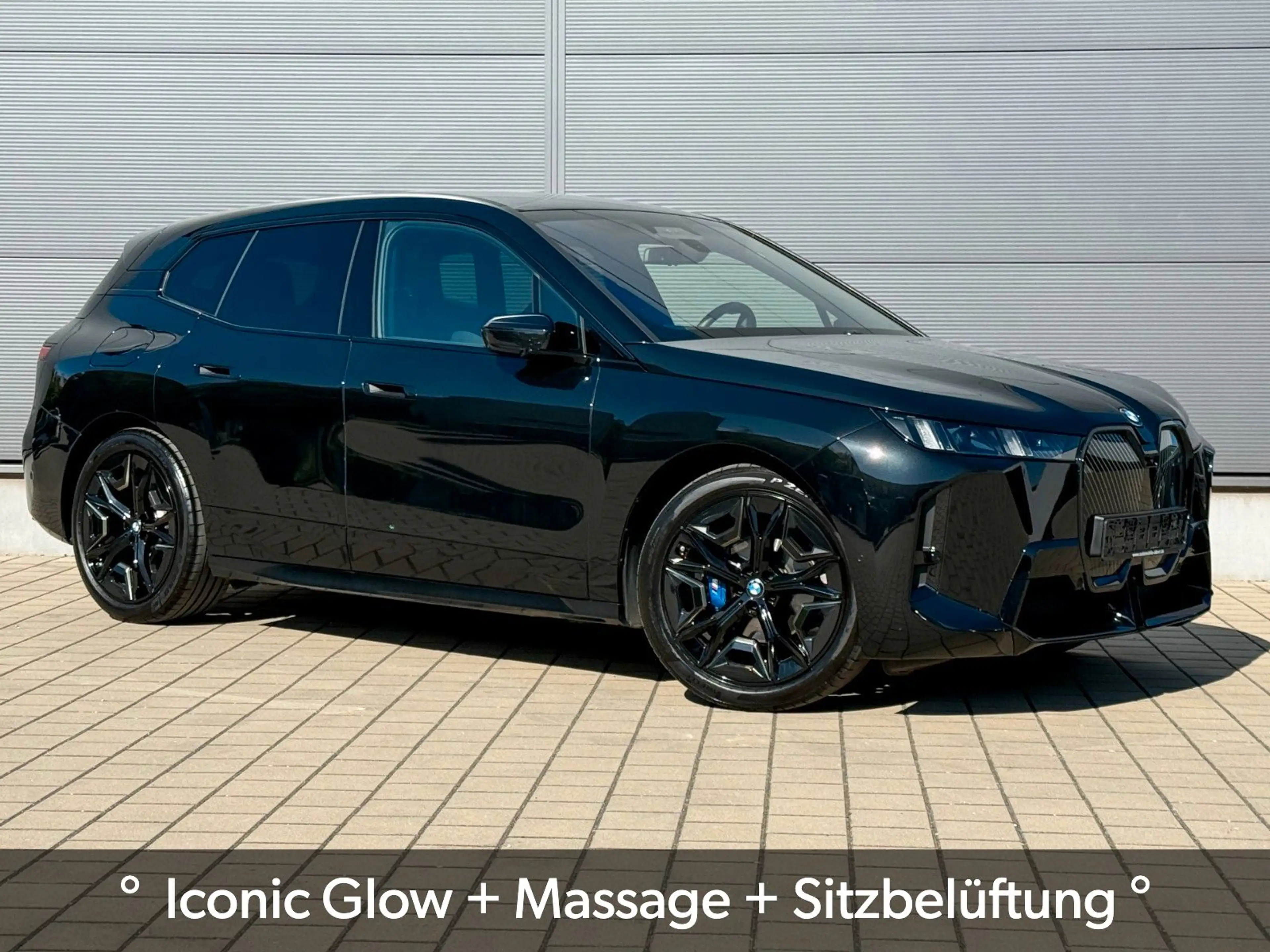 BMW iX 60 xDrive M Sport*2-AchsLuft*AHK*Autobahn° — photo 3